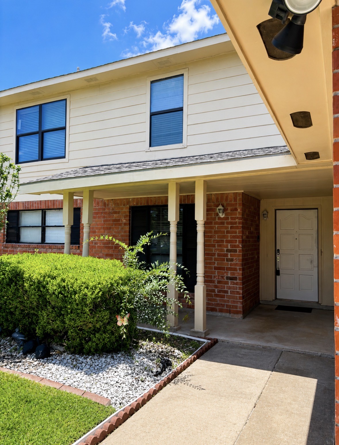 10518 Quail Ridge Lane Property Photo 3