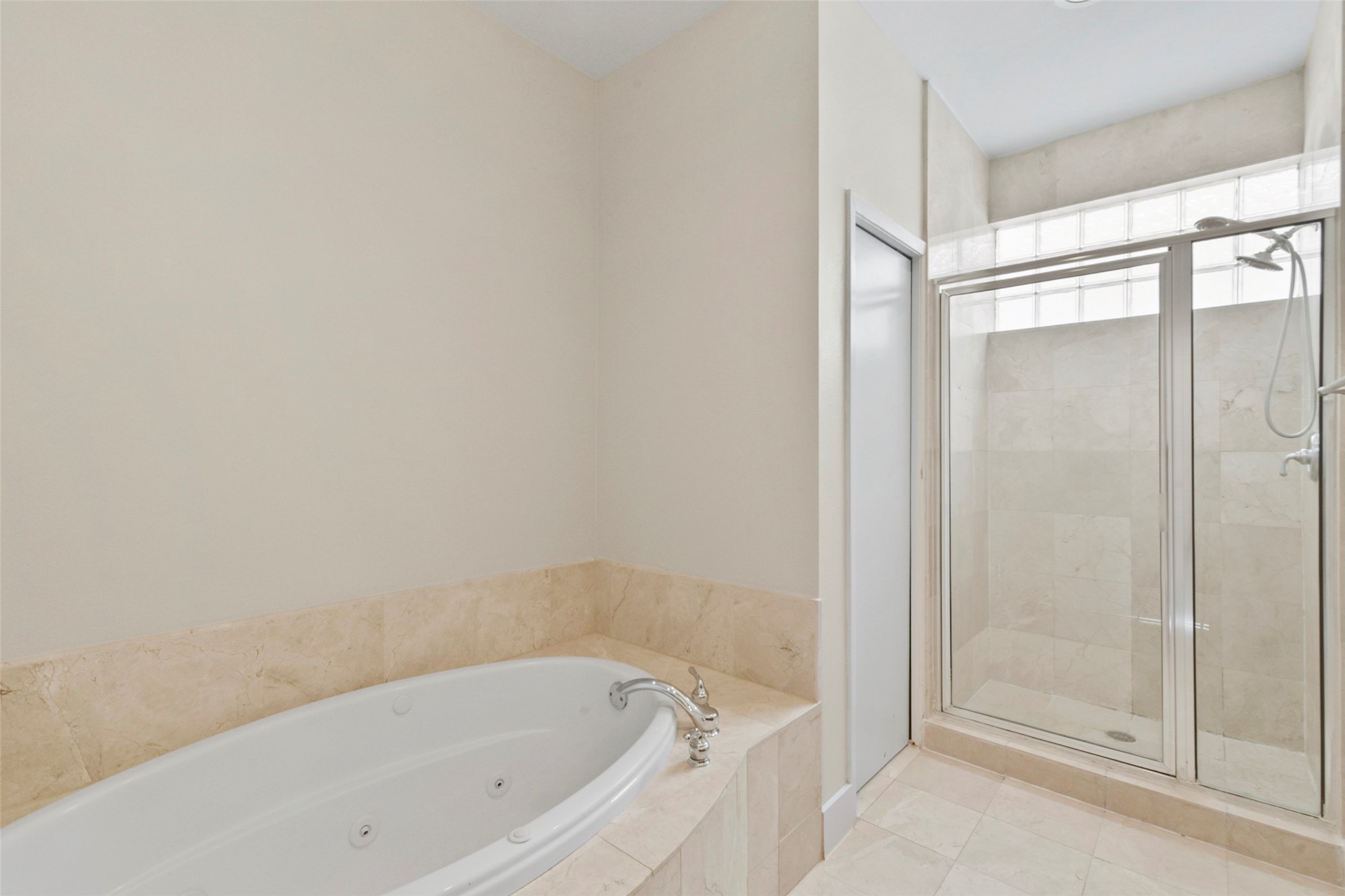 901 Roy Street Property Photo 25