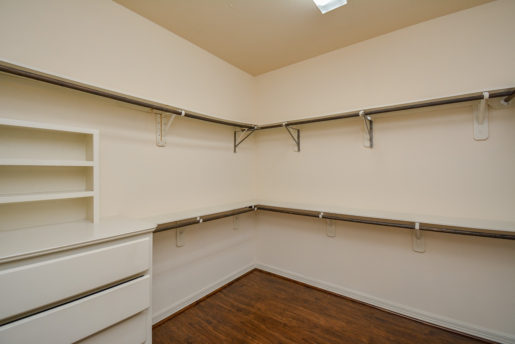 23610 Esperia Street Property Photo 18