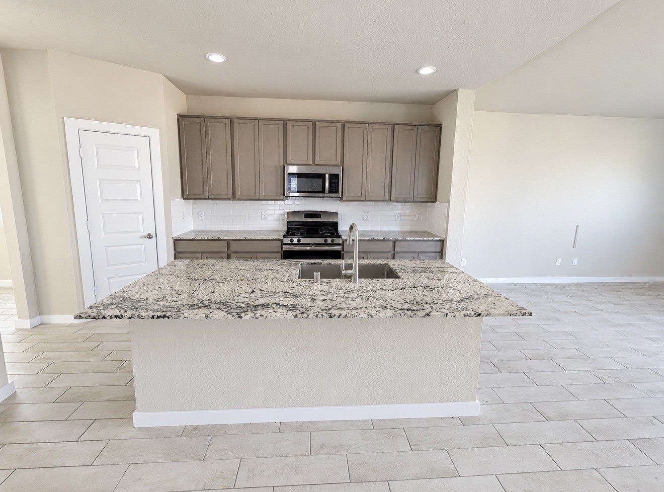 1951 Scarlet Yaupon Way Property Photo 13