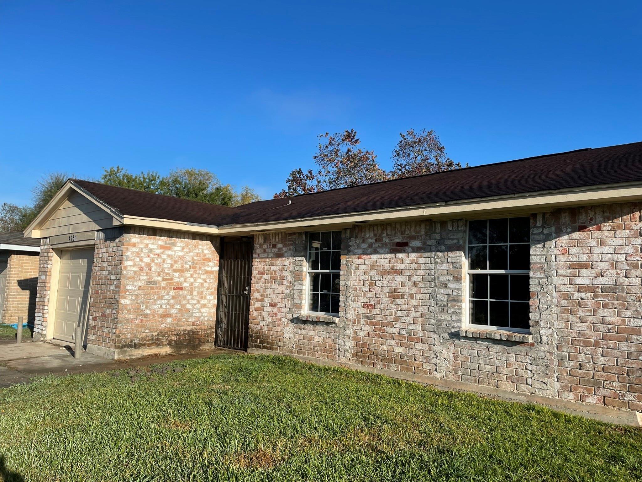 4751 E Ridge Creek Drive Property Photo 1