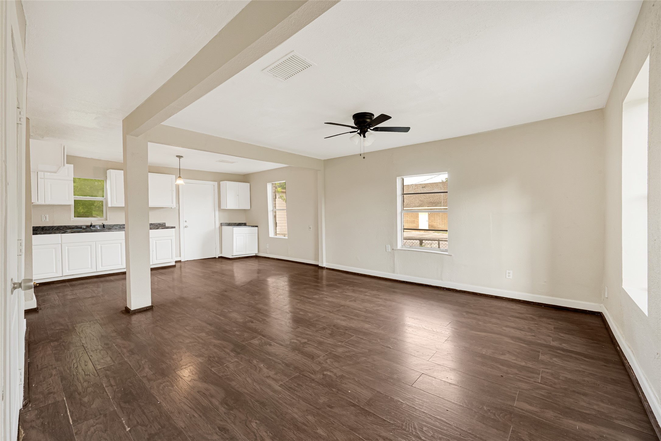 7526 Bywood Street Property Photo 4