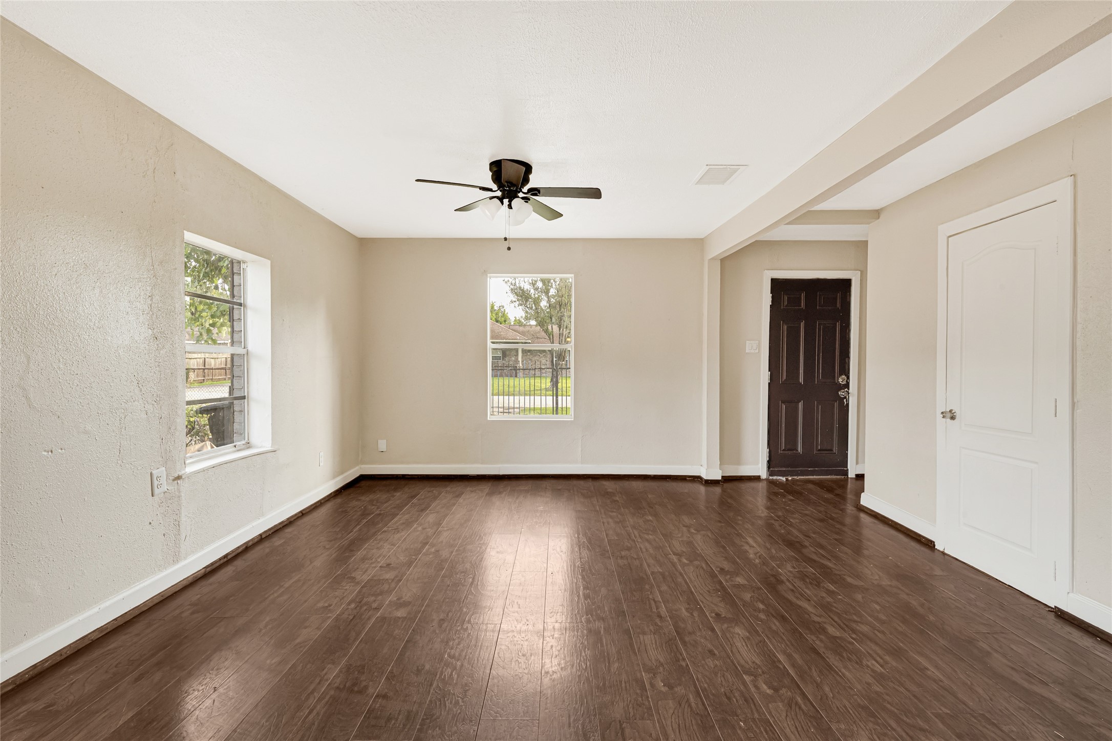 7526 Bywood Street Property Photo 6