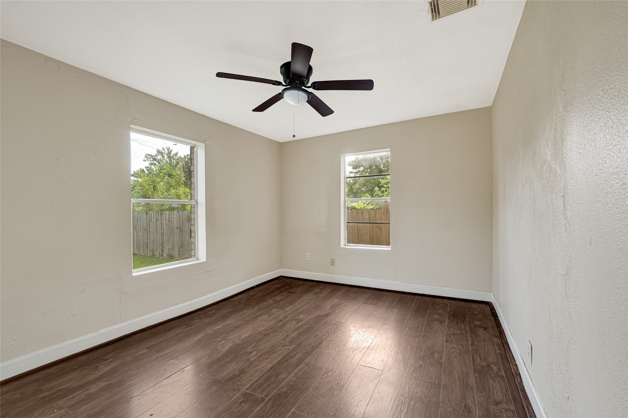 7526 Bywood Street Property Photo 12