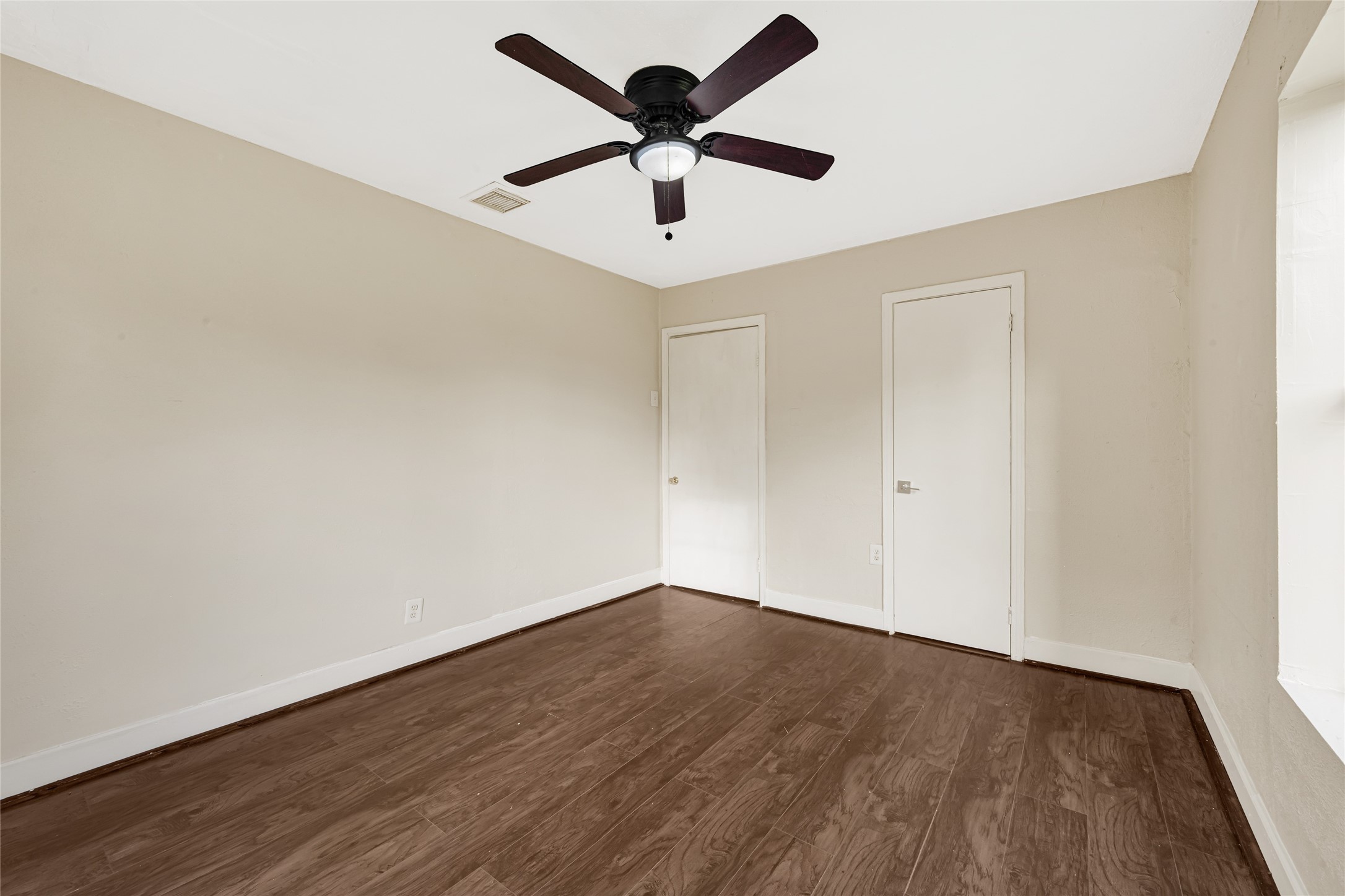 7526 Bywood Street Property Photo 13