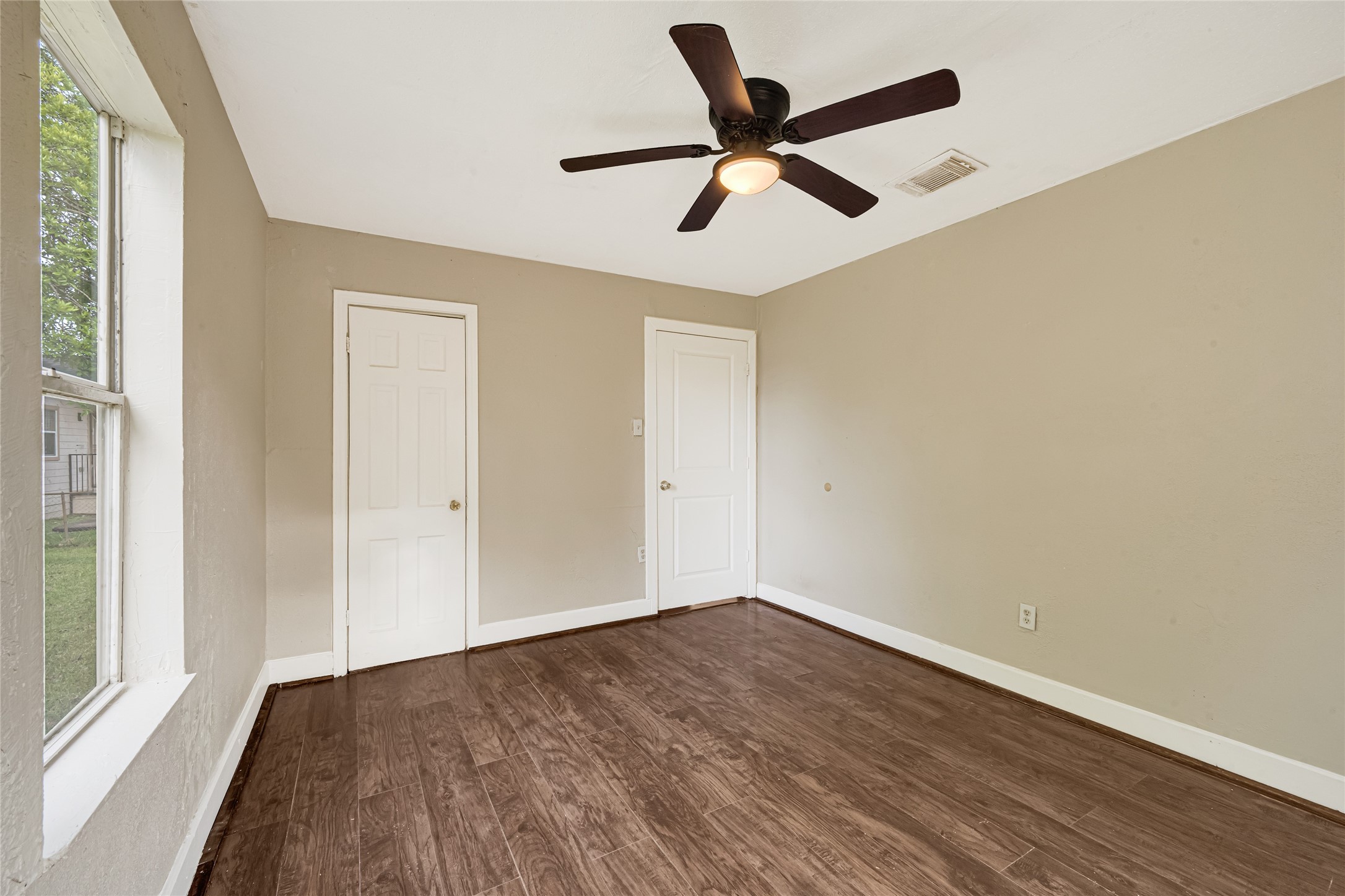 7526 Bywood Street Property Photo 15