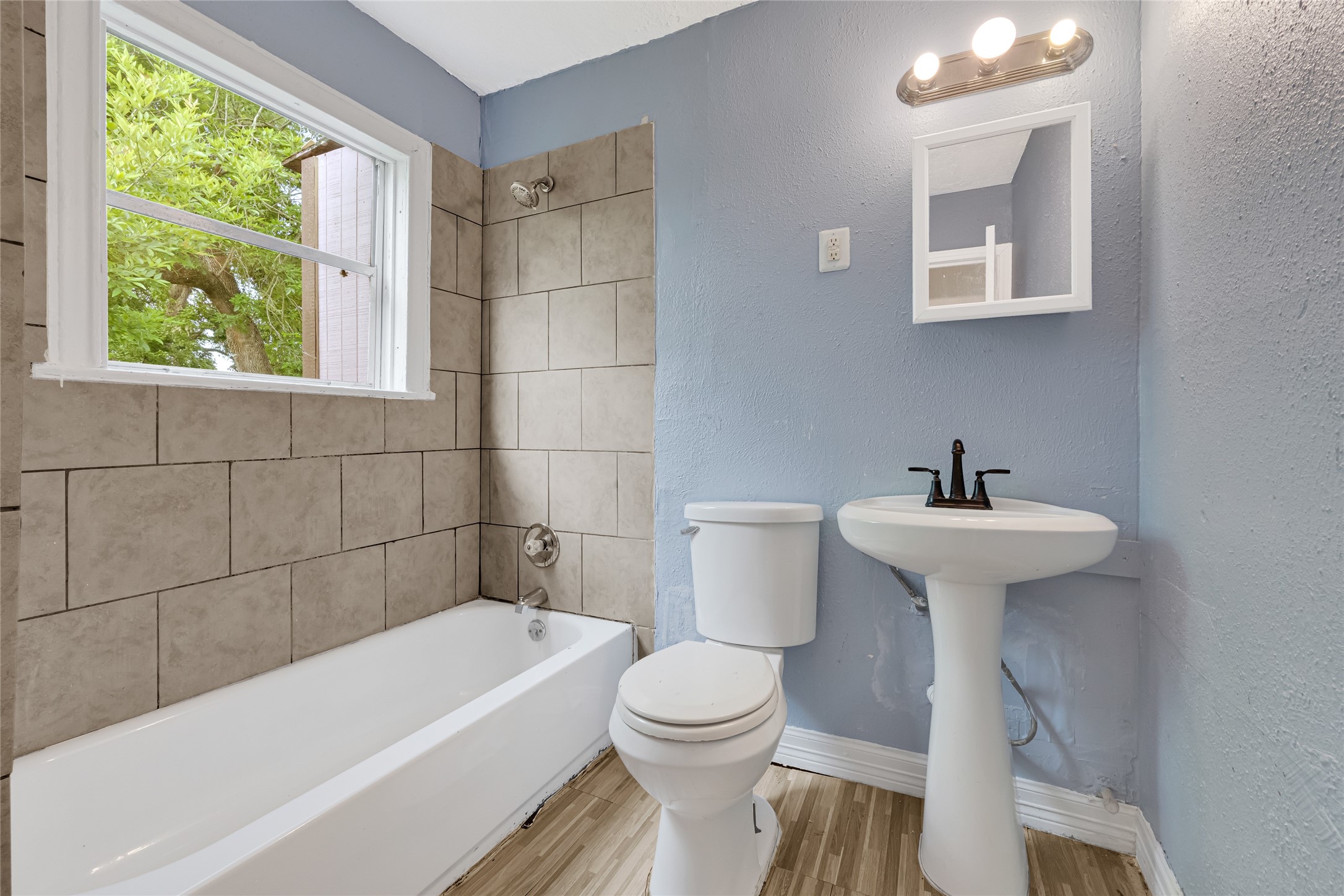7526 Bywood Street Property Photo 16