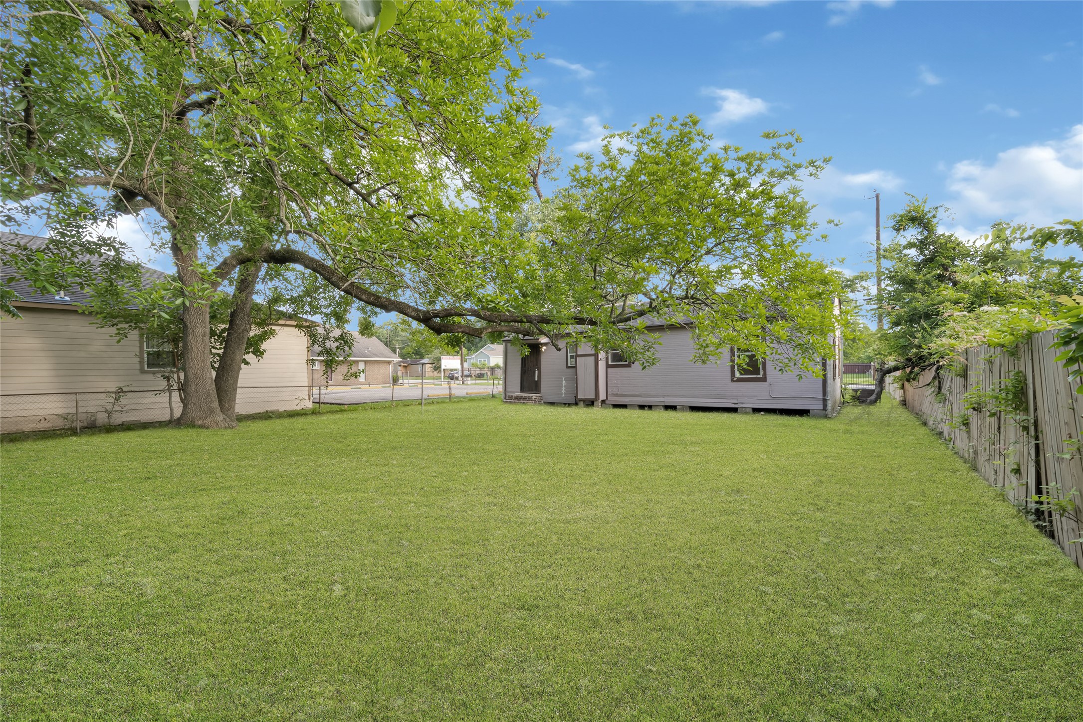7526 Bywood Street Property Photo 19