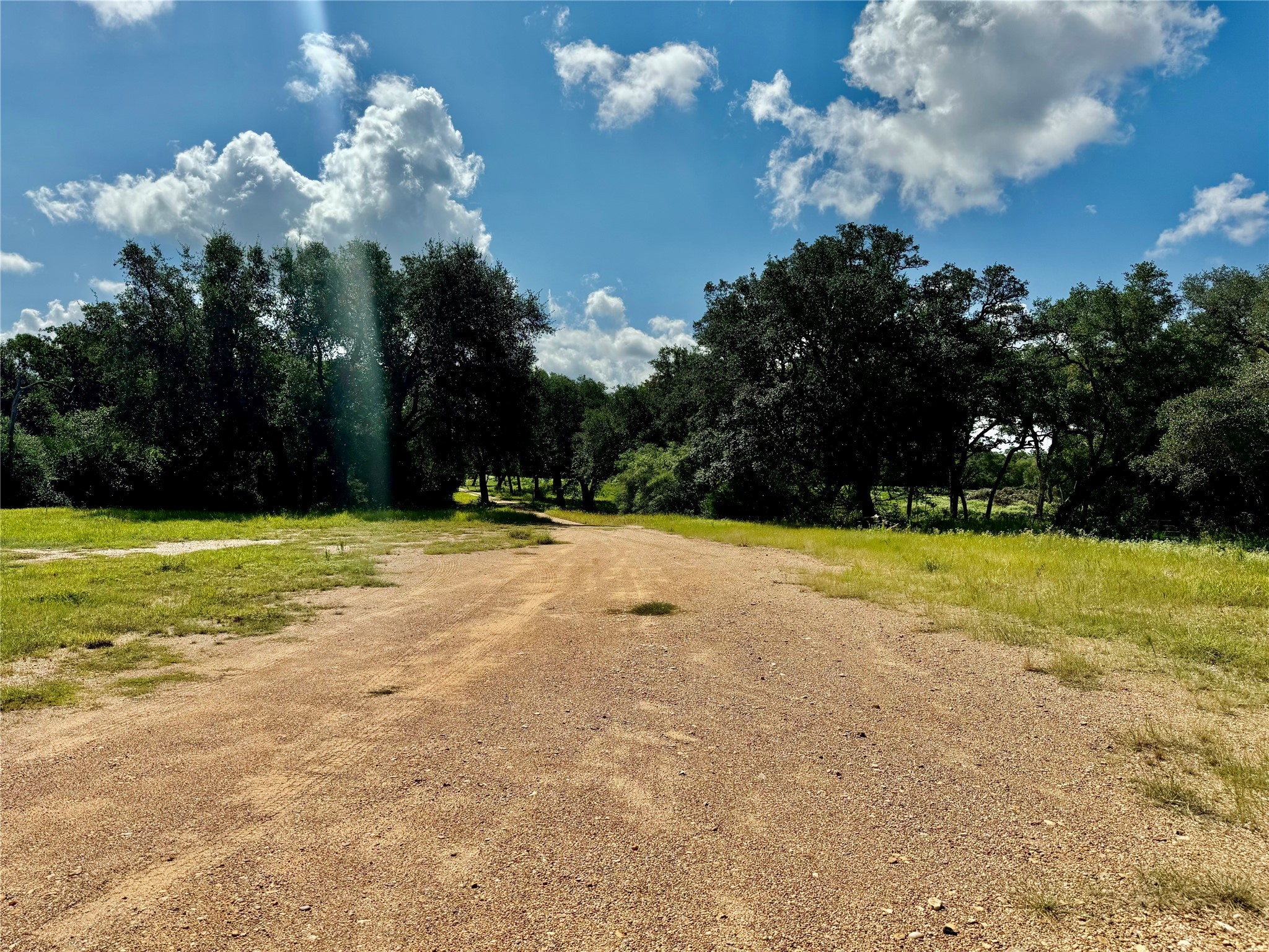 1356 Private Road 4007 Property Photo 16