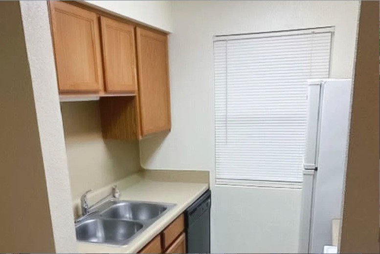 400 S Austin Road Property Photo 8