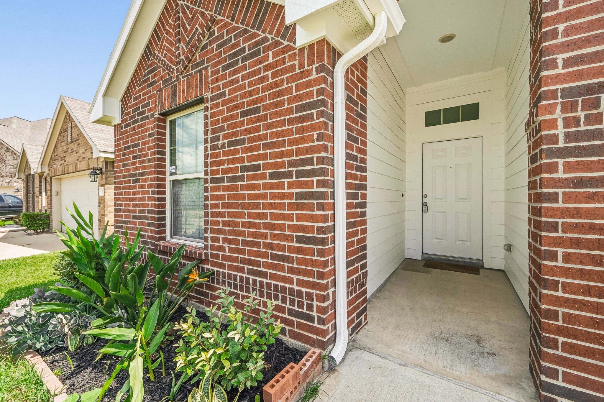 7126 Whitlow Wonder Lane Property Photo 4