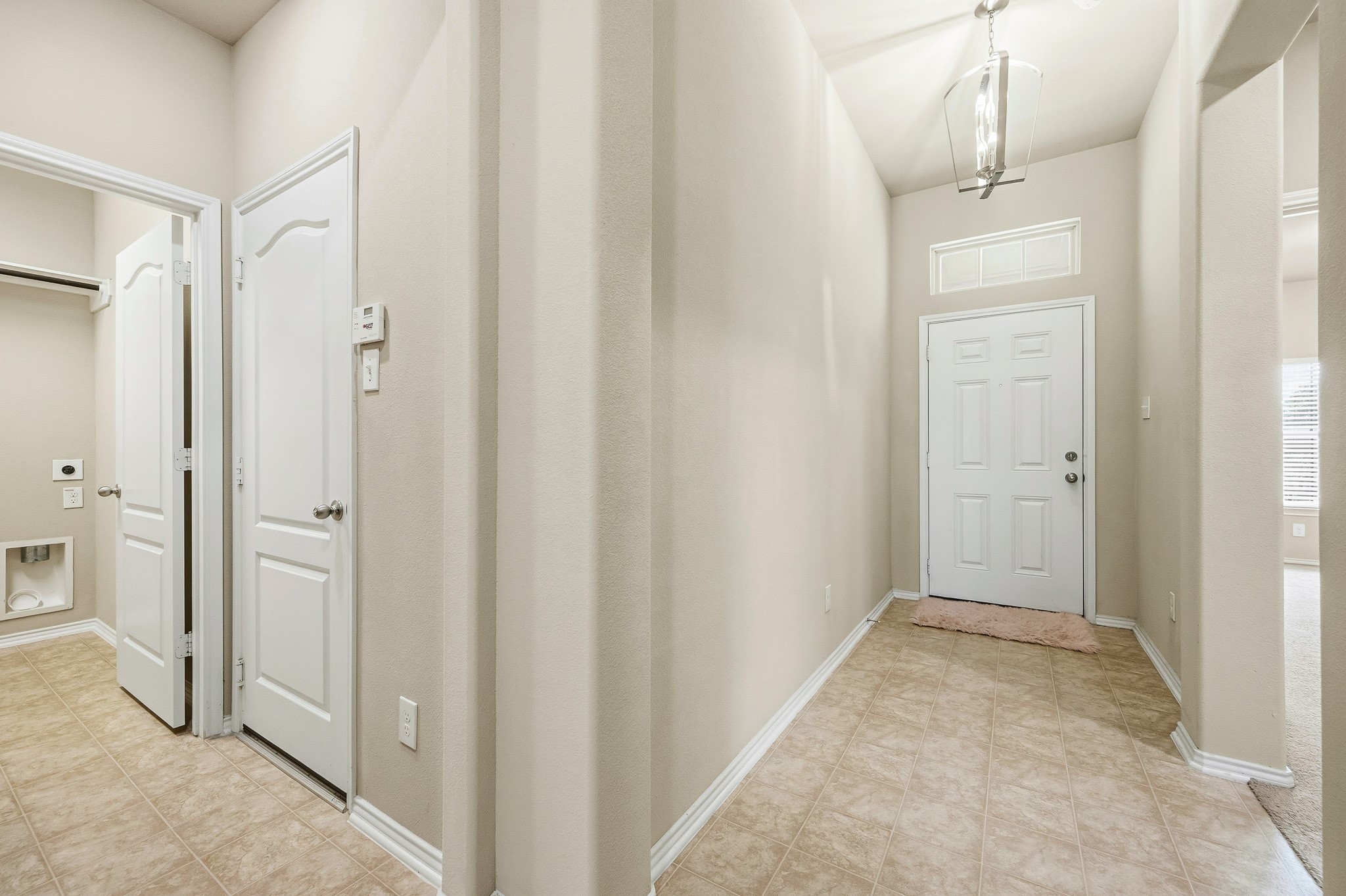 7126 Whitlow Wonder Lane Property Photo 6