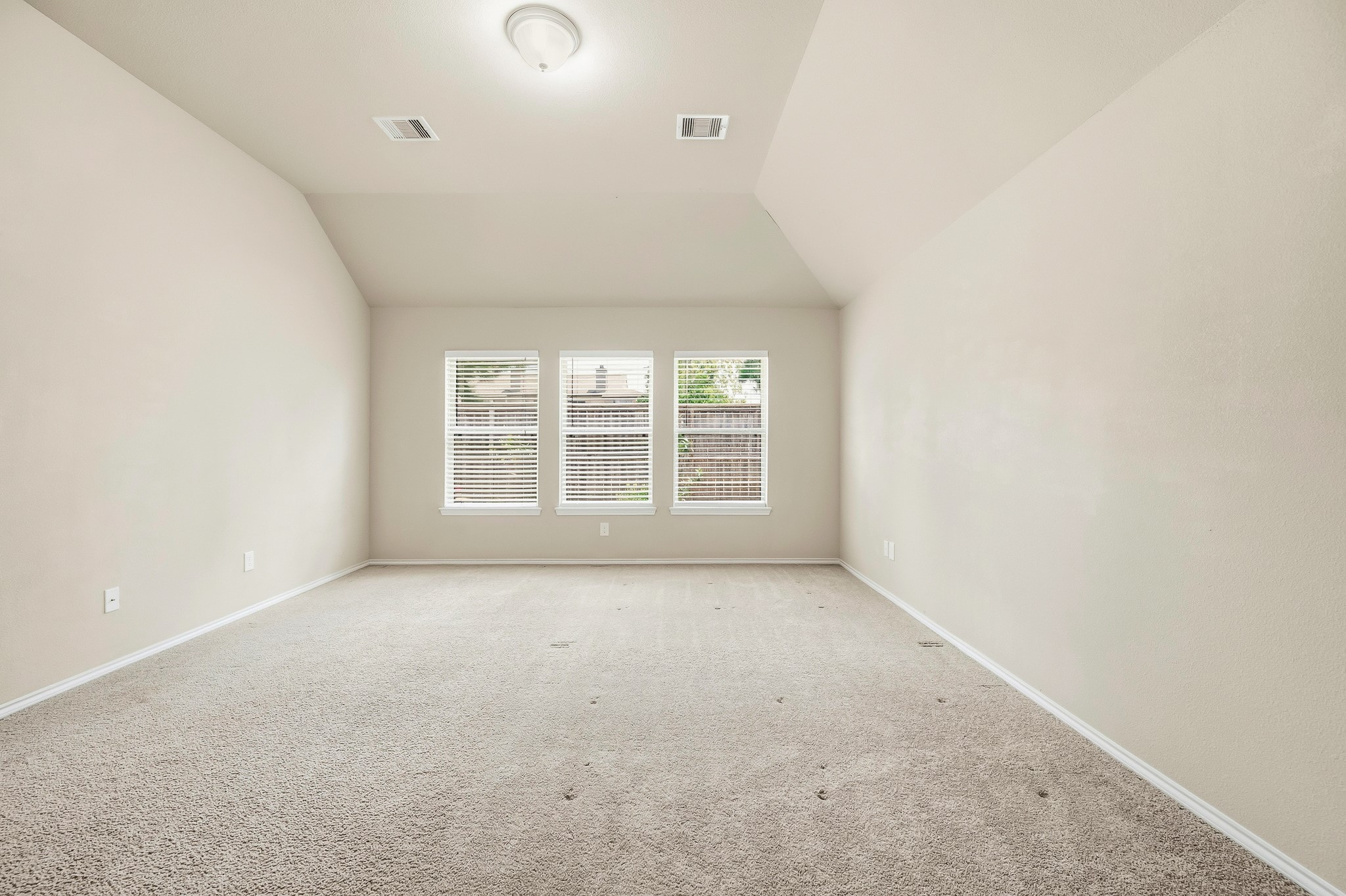 7126 Whitlow Wonder Lane Property Photo 22