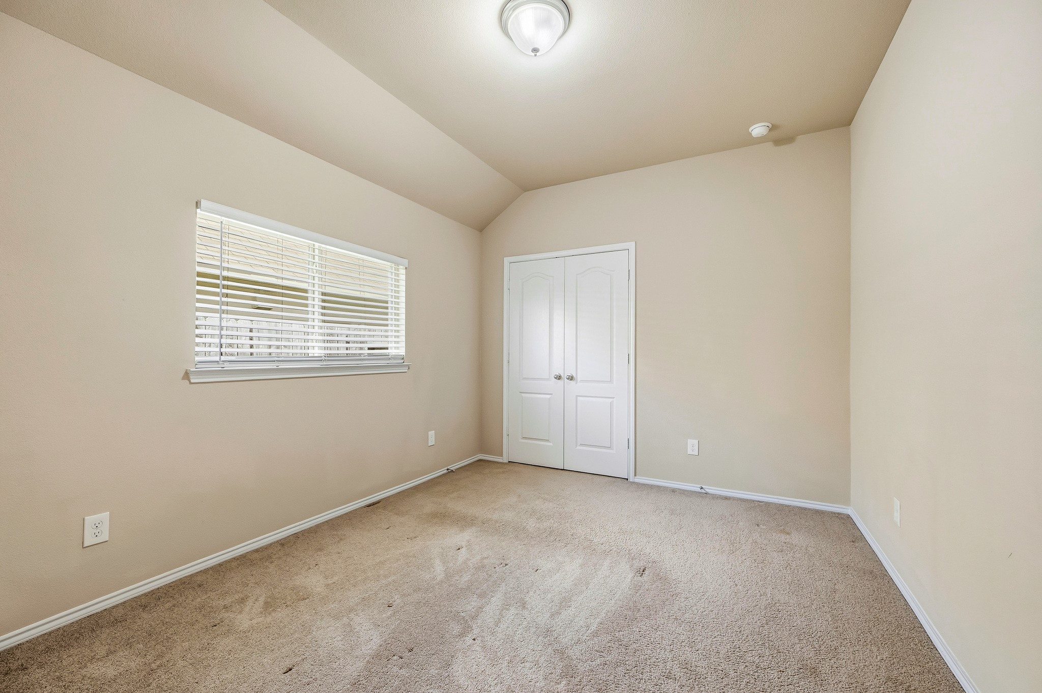7126 Whitlow Wonder Lane Property Photo 32