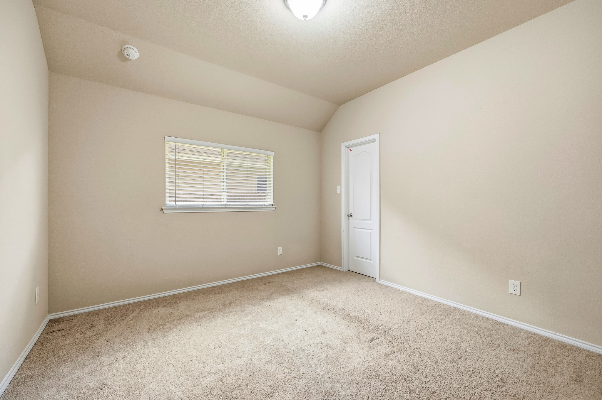 7126 Whitlow Wonder Lane Property Photo 37
