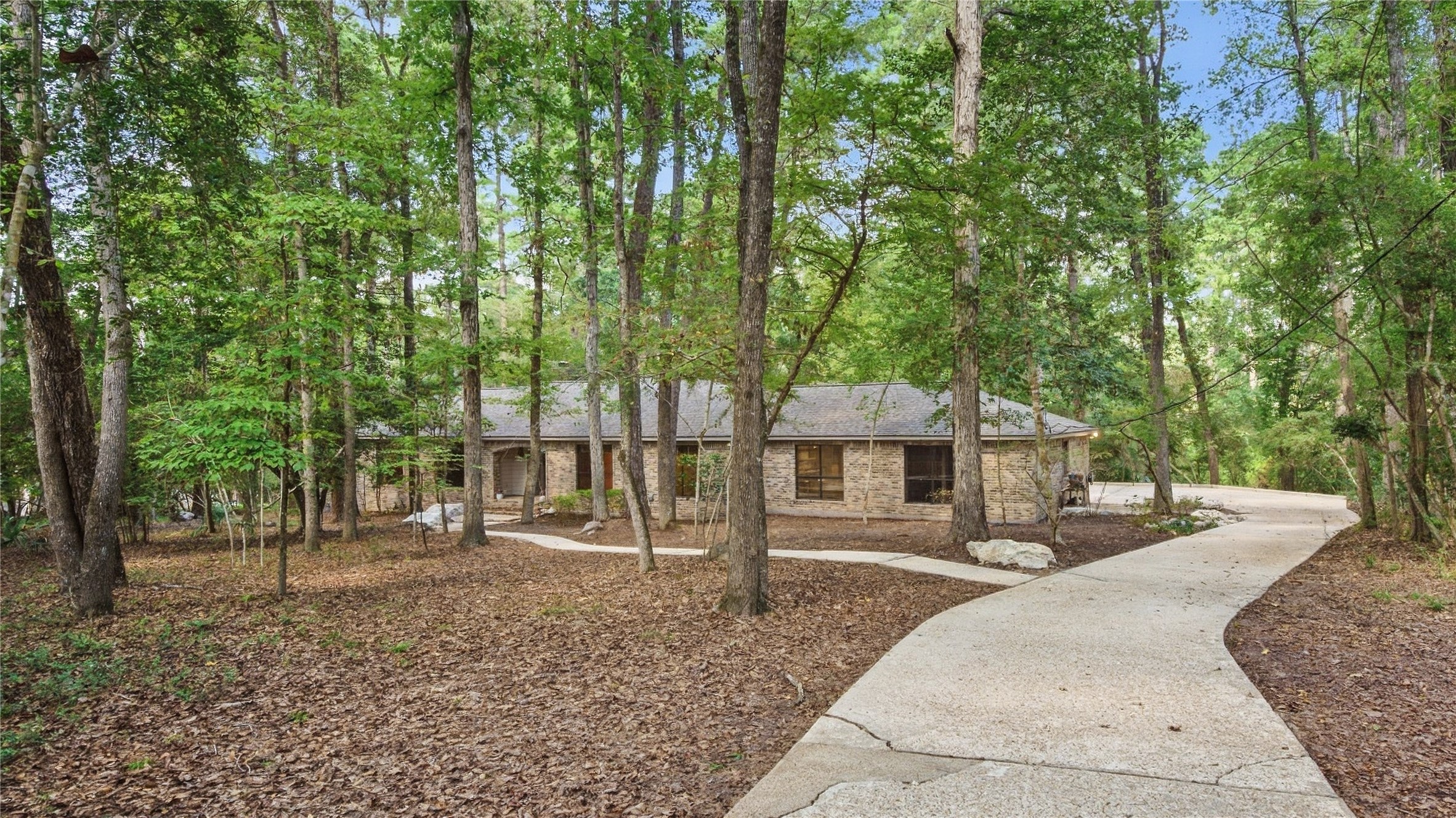 26 Stony Creek Drive Property Photo 1