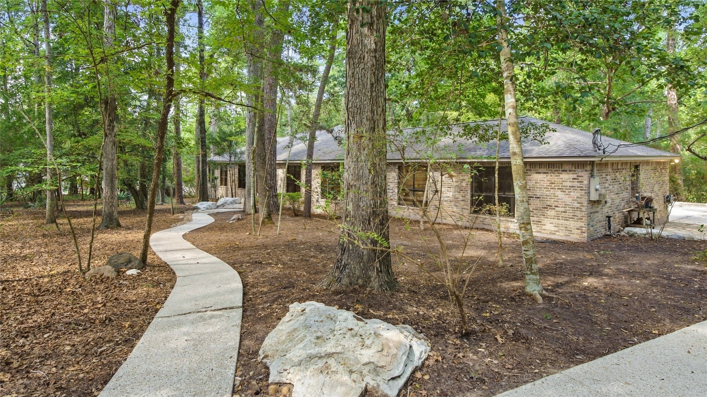 26 Stony Creek Drive Property Photo 3