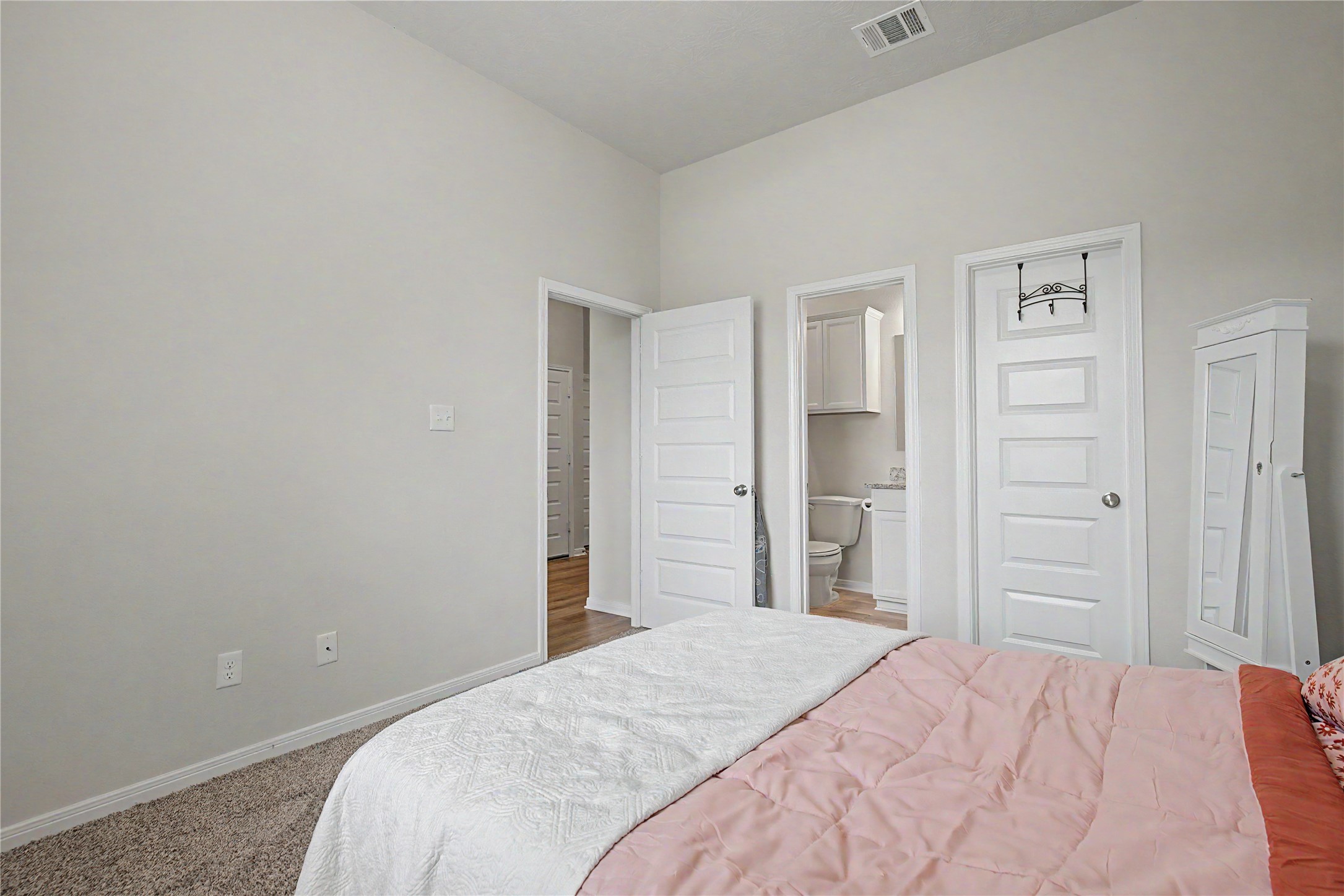 3721 Youpon Lane Property Photo 20