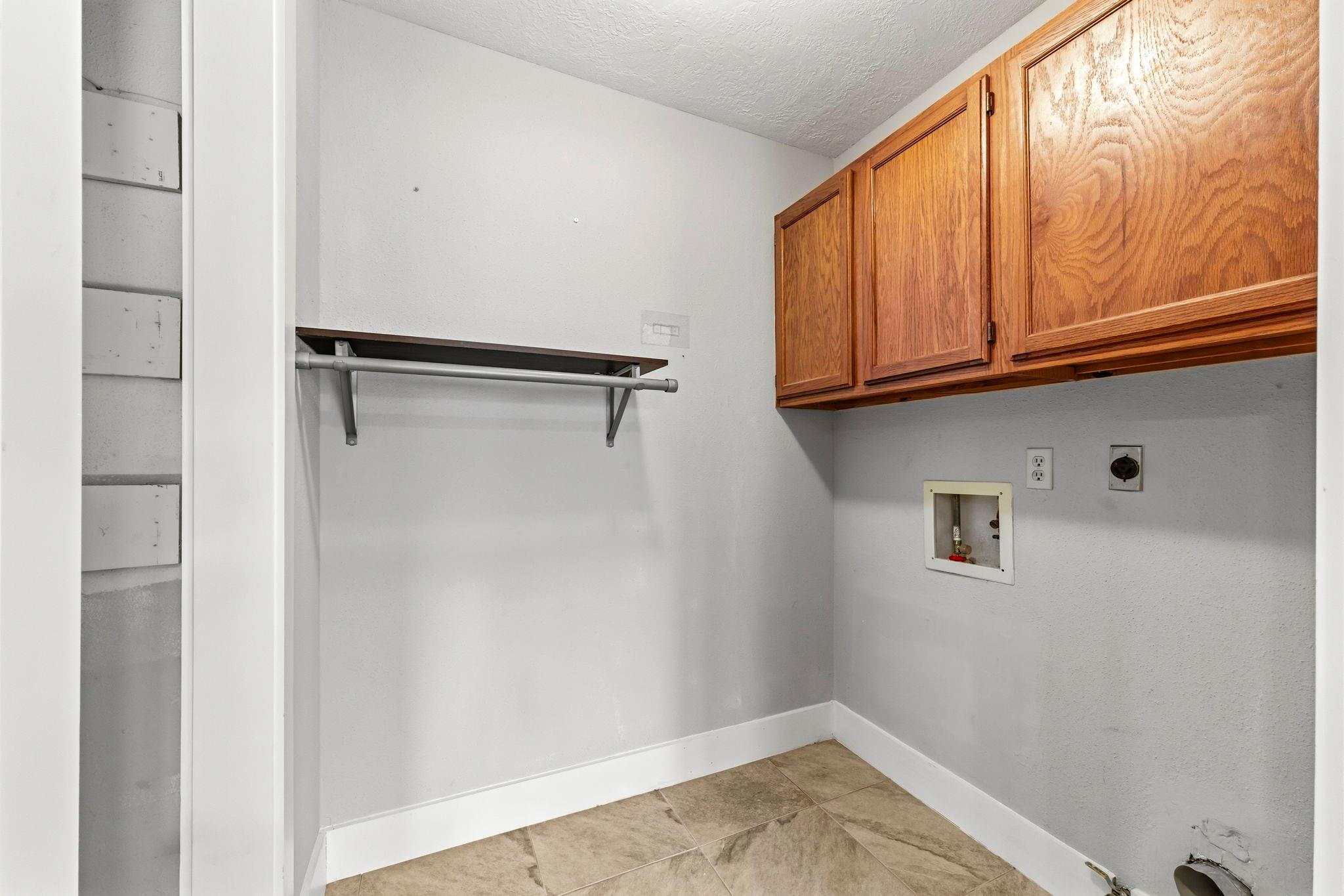 1410 Park Wind Drive Property Photo 19
