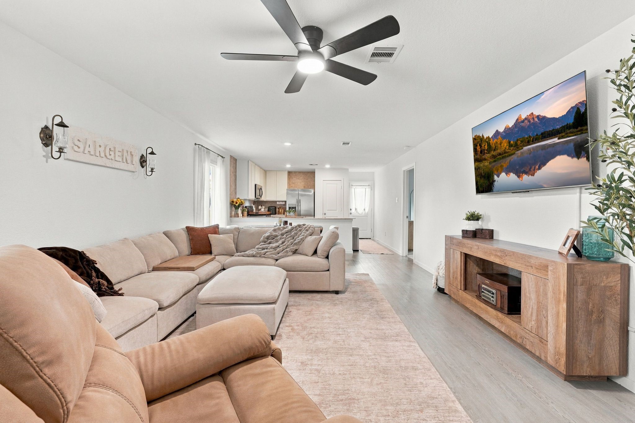 1606 Winwood Drive Property Photo 6