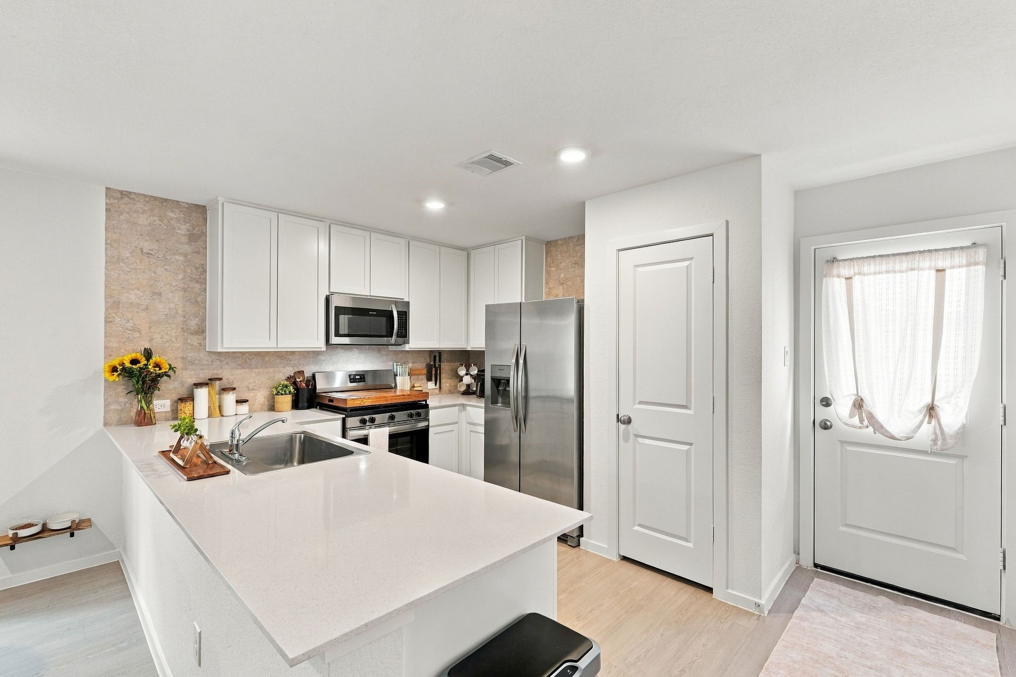 1606 Winwood Drive Property Photo 12
