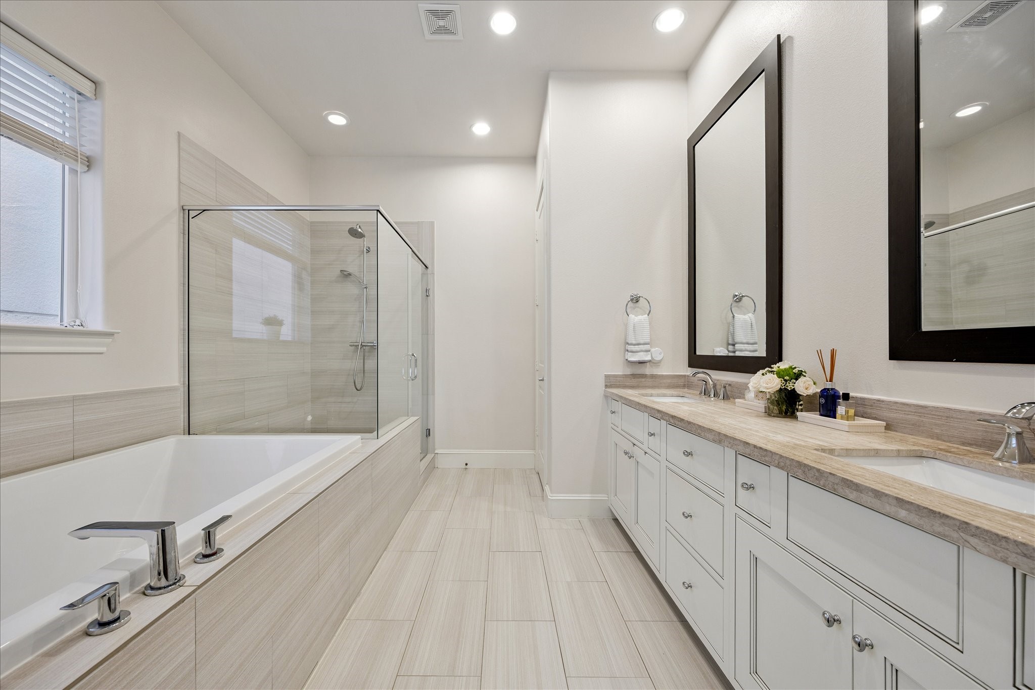 10950 Wrenwood Green Property Photo 14
