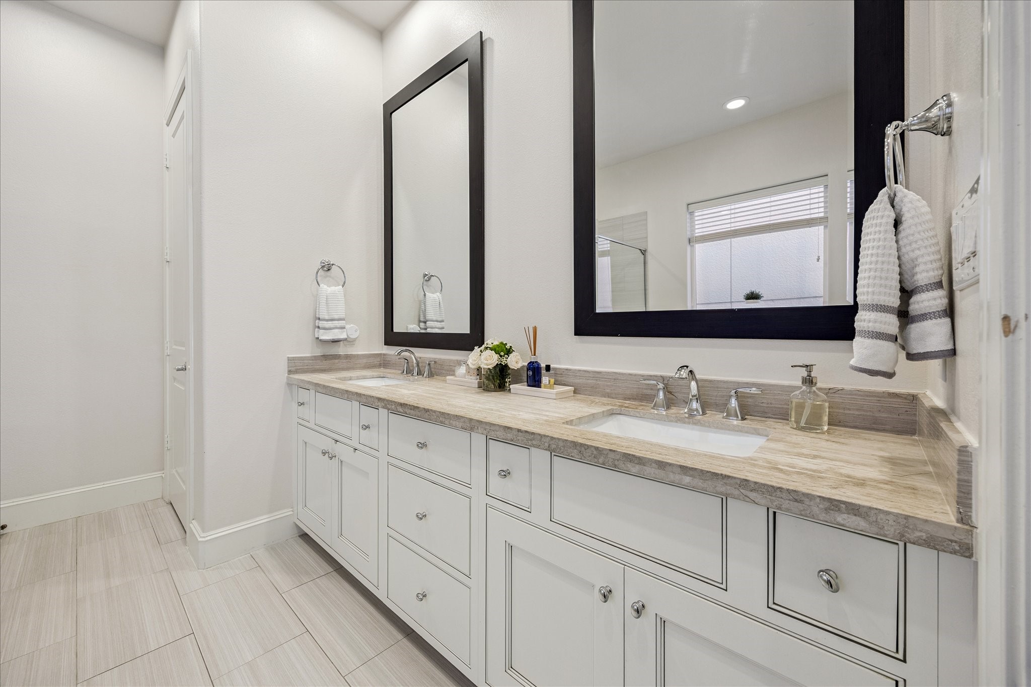 10950 Wrenwood Green Property Photo 15