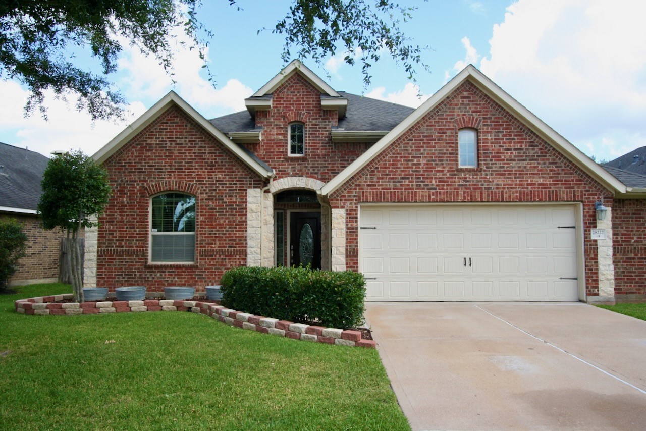 28222 Helmsman Knolls Drive Property Photo 2