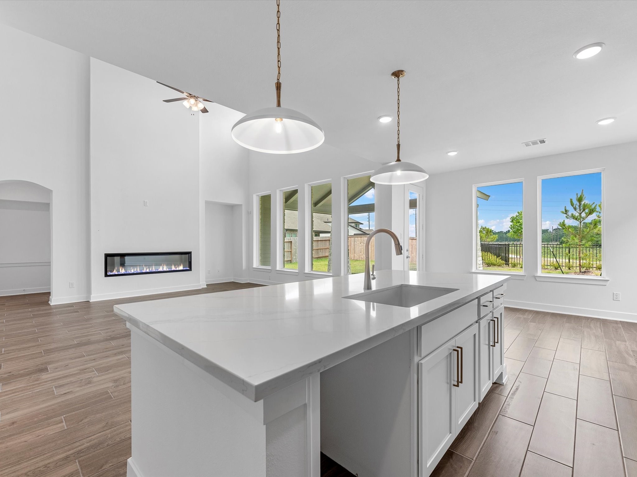 8318 Aussie Beadhead Drive Property Photo 6