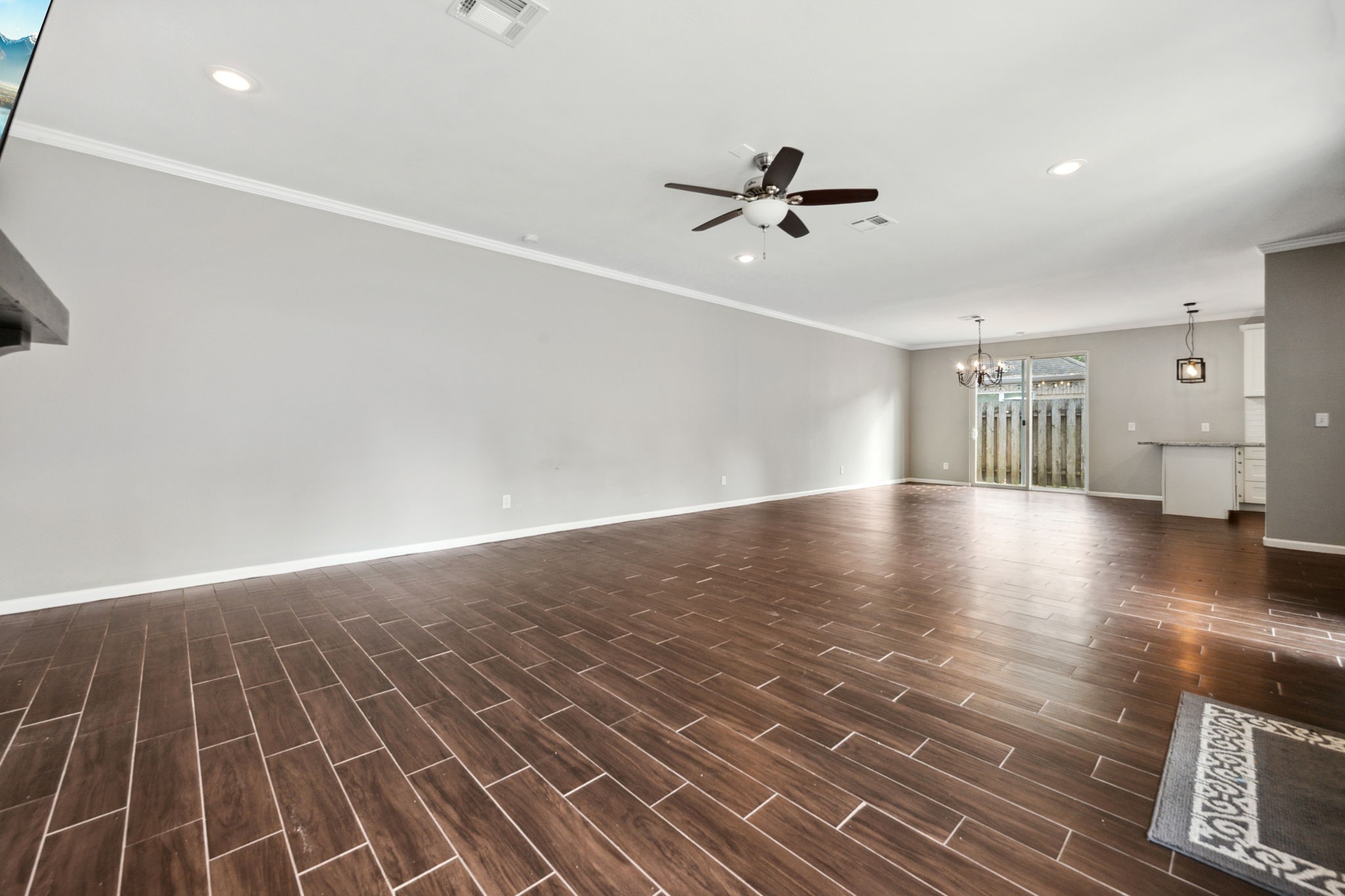 3202 Breezy Pines Court Property Photo 5