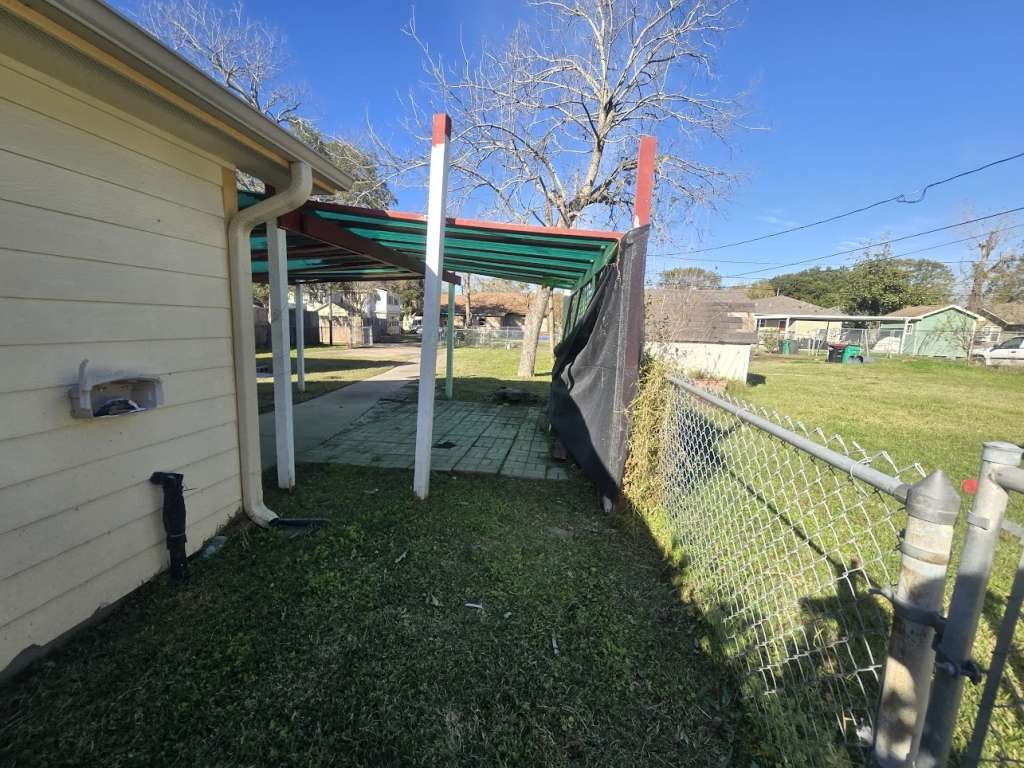 3220 Iowa Street Property Photo 13