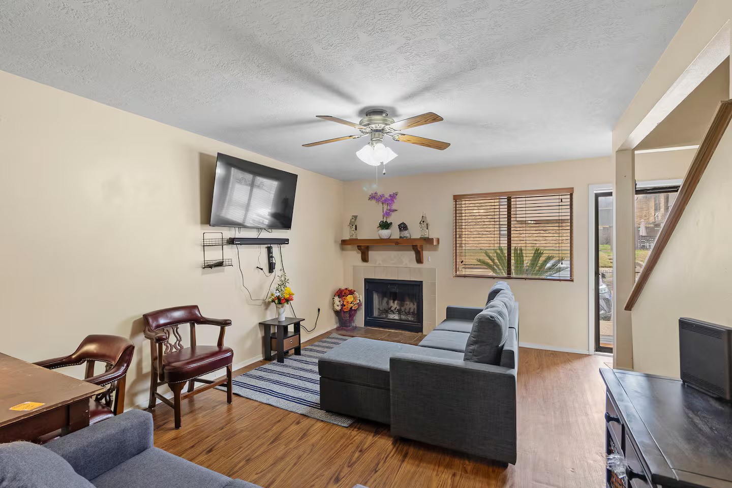 2521 Crosstimbers Street H3 Property Photo 4