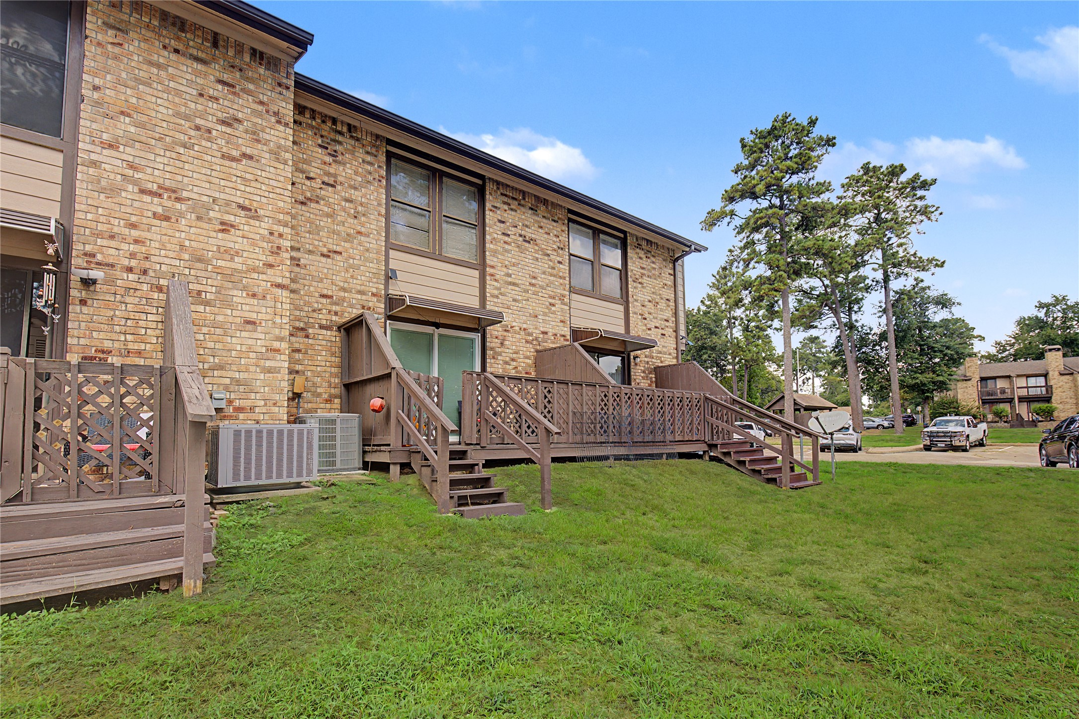 2521 Crosstimbers Street H3 Property Photo 26