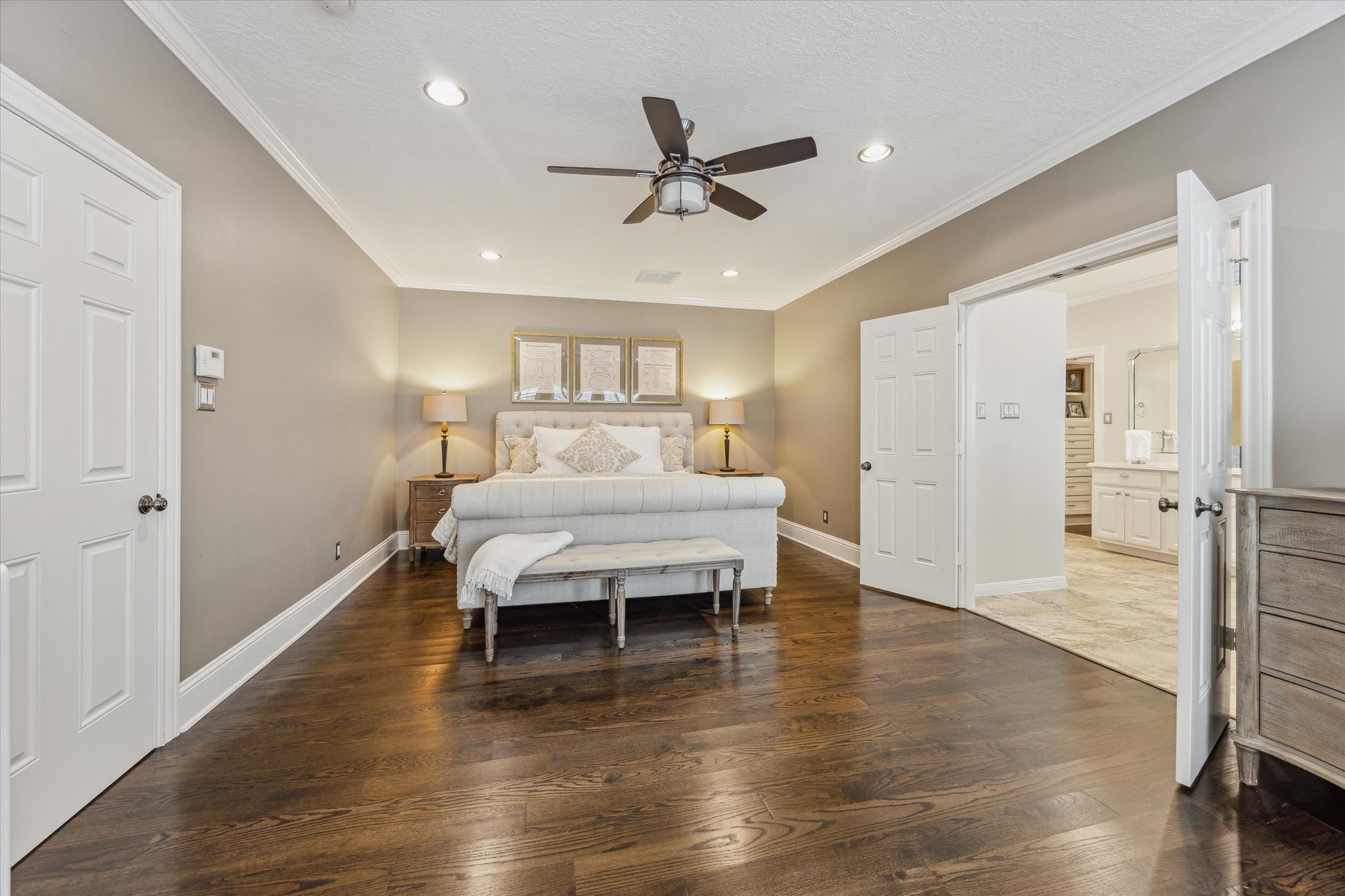 427 N Gate Stone Property Photo 12