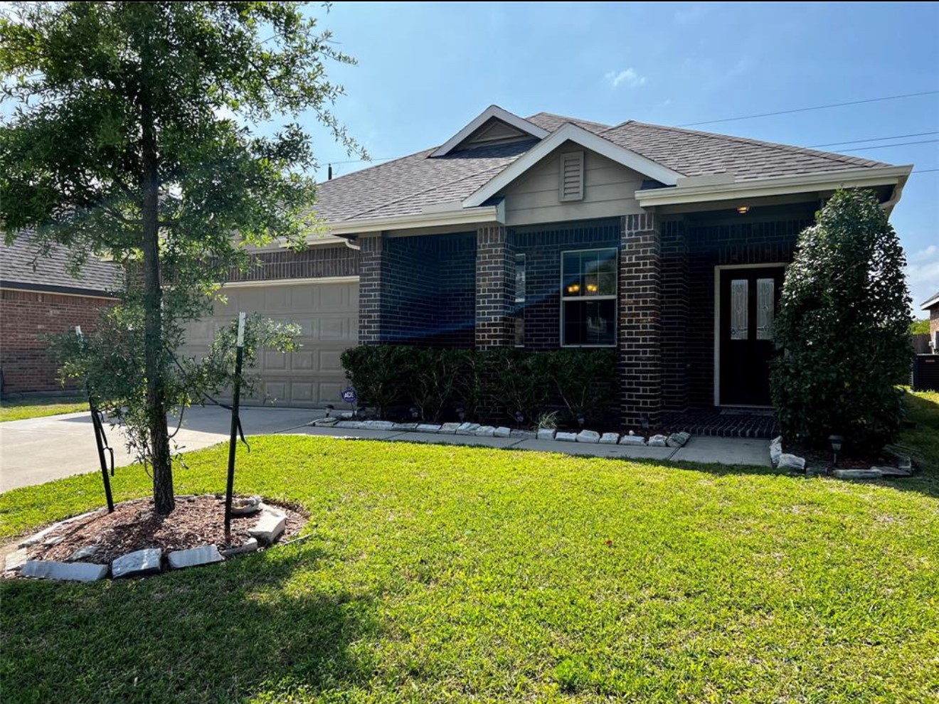 8327 Quiet Bay Drive Property Photo