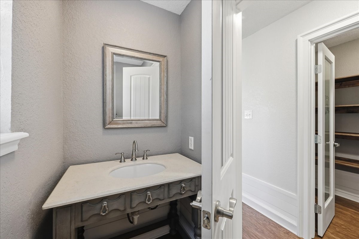 5433 Hidden Meadows Drive Property Photo 33