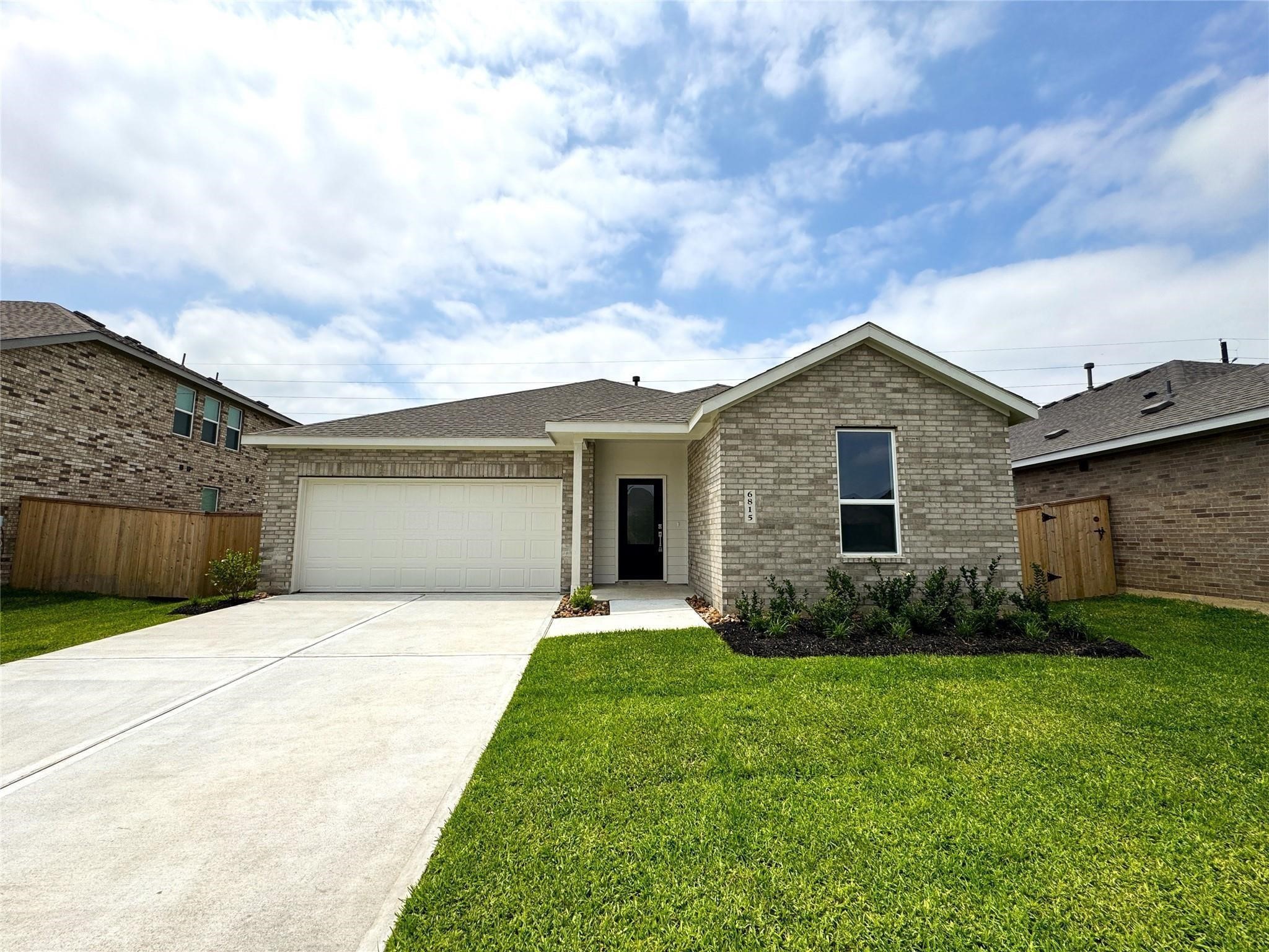 6815 Harvest Wheat Lane Property Photo 2