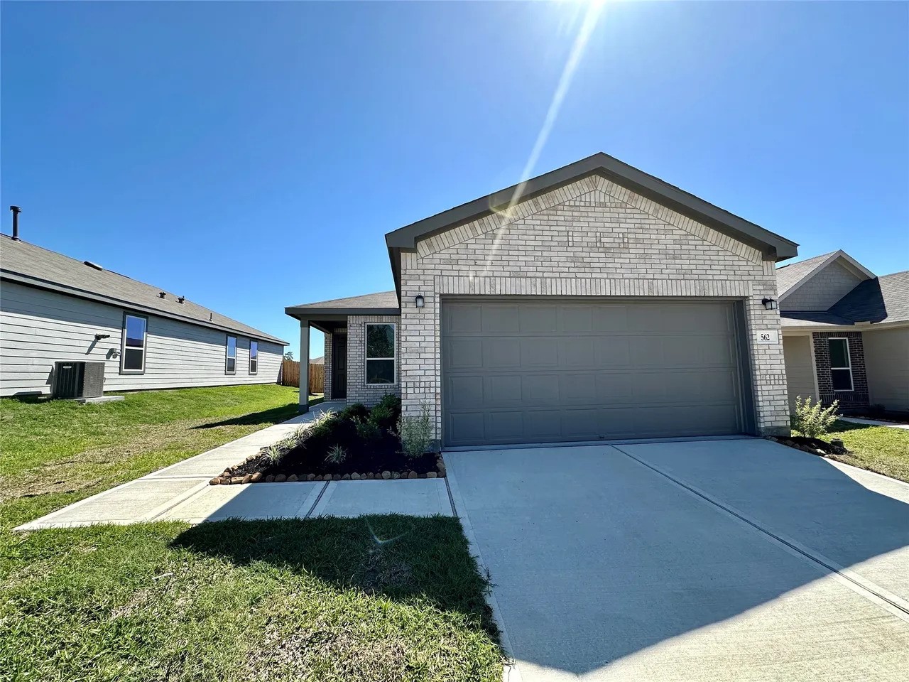 562 Broken Boulder Street Property Photo 1