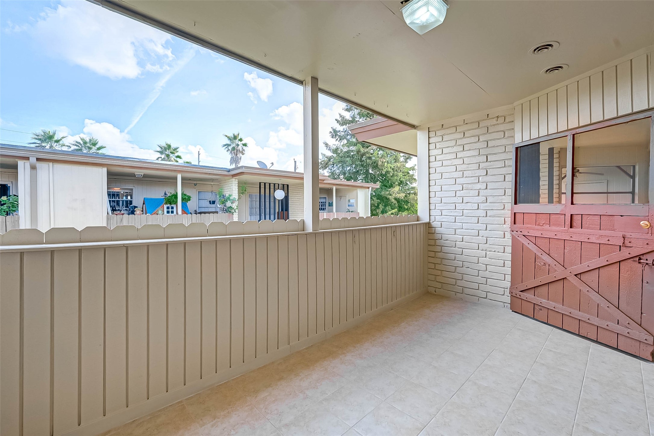 7714 Renwick Drive K113 Property Photo 17