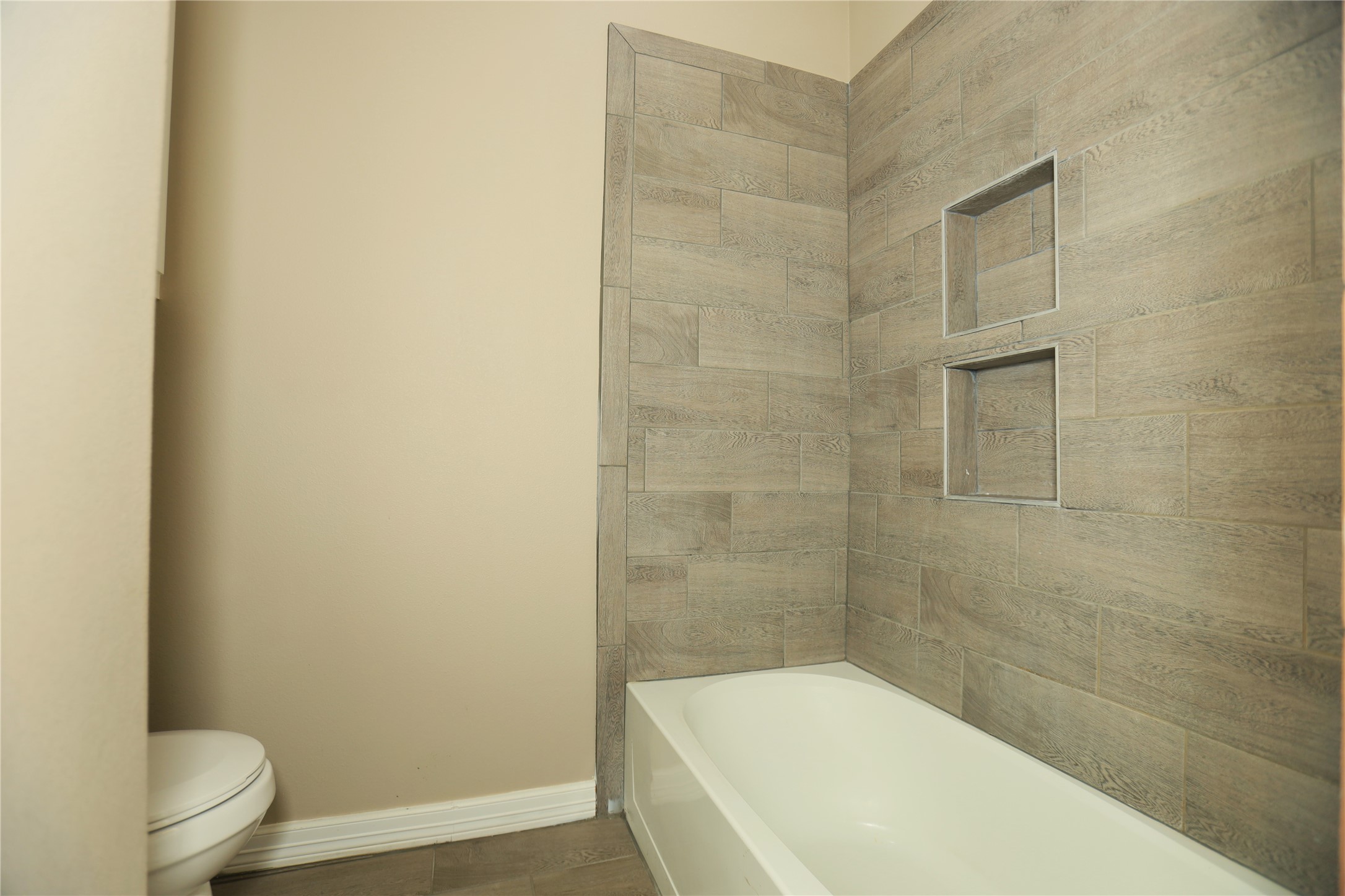 1012 Oak A Property Photo 10