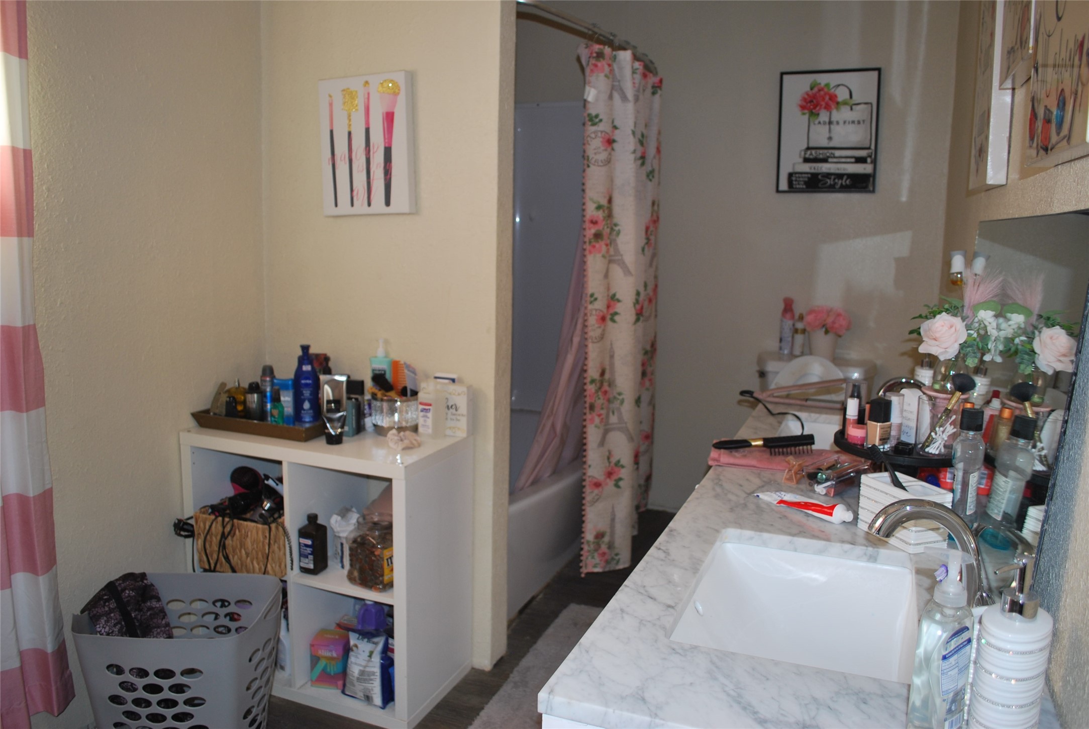 9607 Meadowvine Drive Property Photo 19