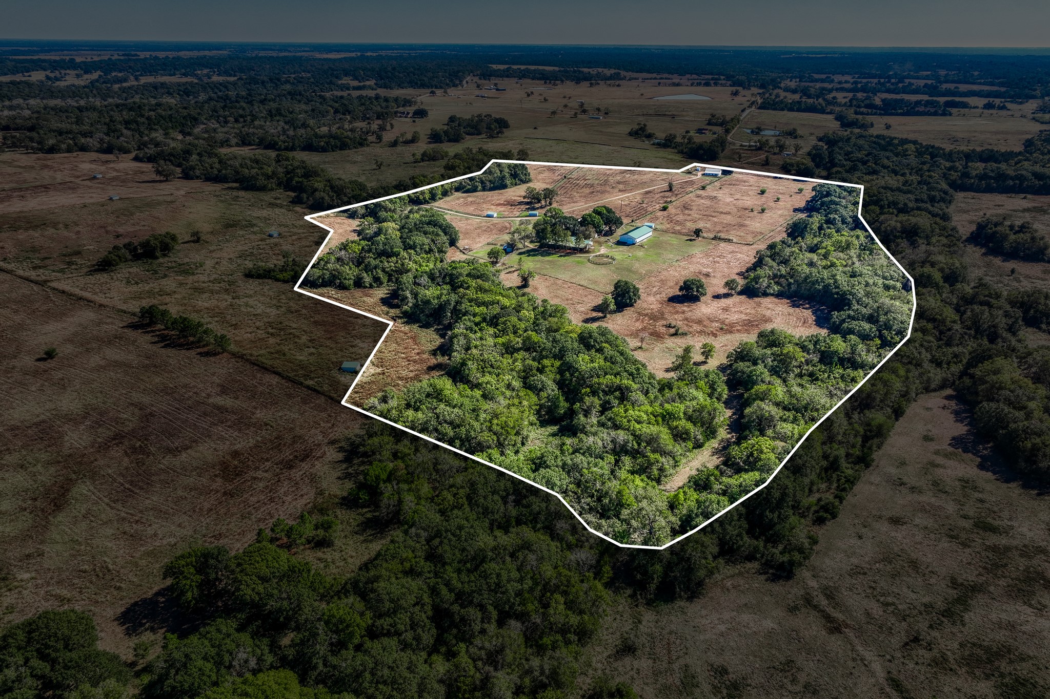 1712 Lynn Road Property Photo 1