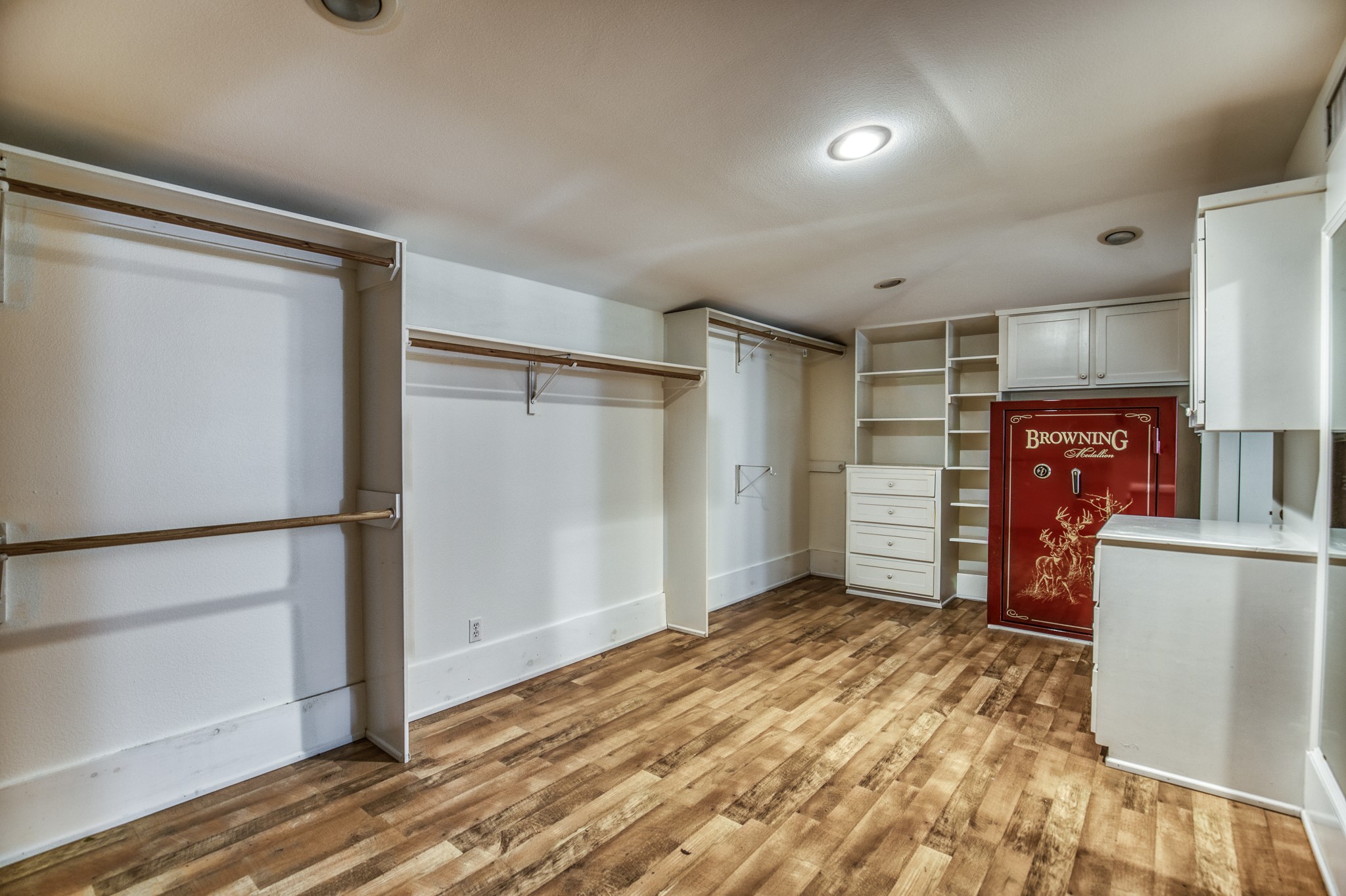 1712 Lynn Road Property Photo 18