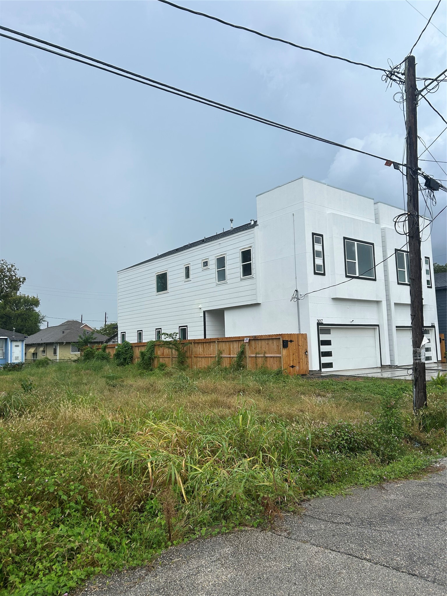 3618 Mcilhenny Street Property Photo 11