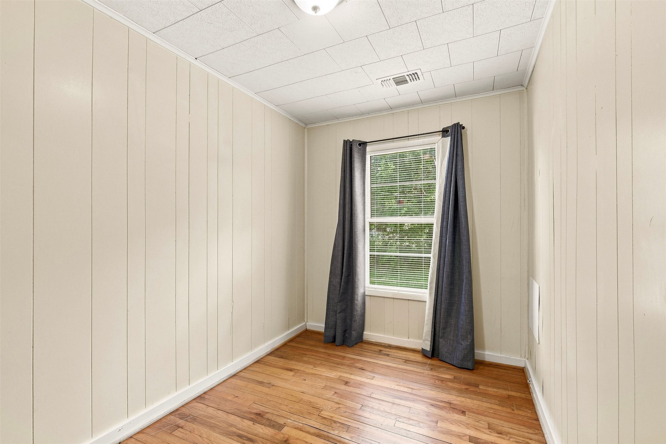 1914 Oaklawn Drive Property Photo 17