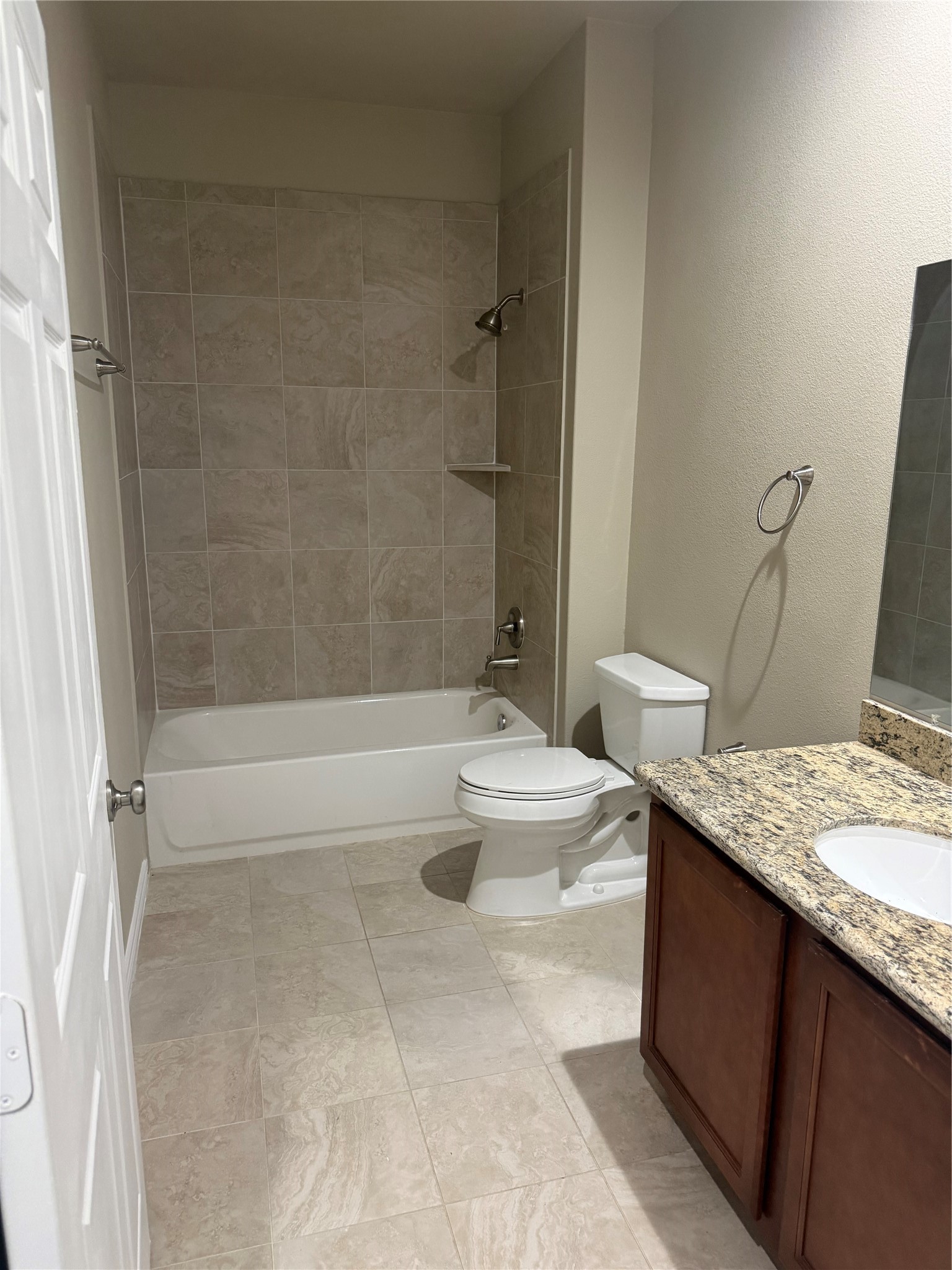 312-2 N Ormsby Street 314 Property Photo 7