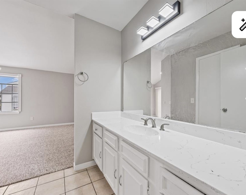 9809 Richmond Avenue E14 Property Photo 21