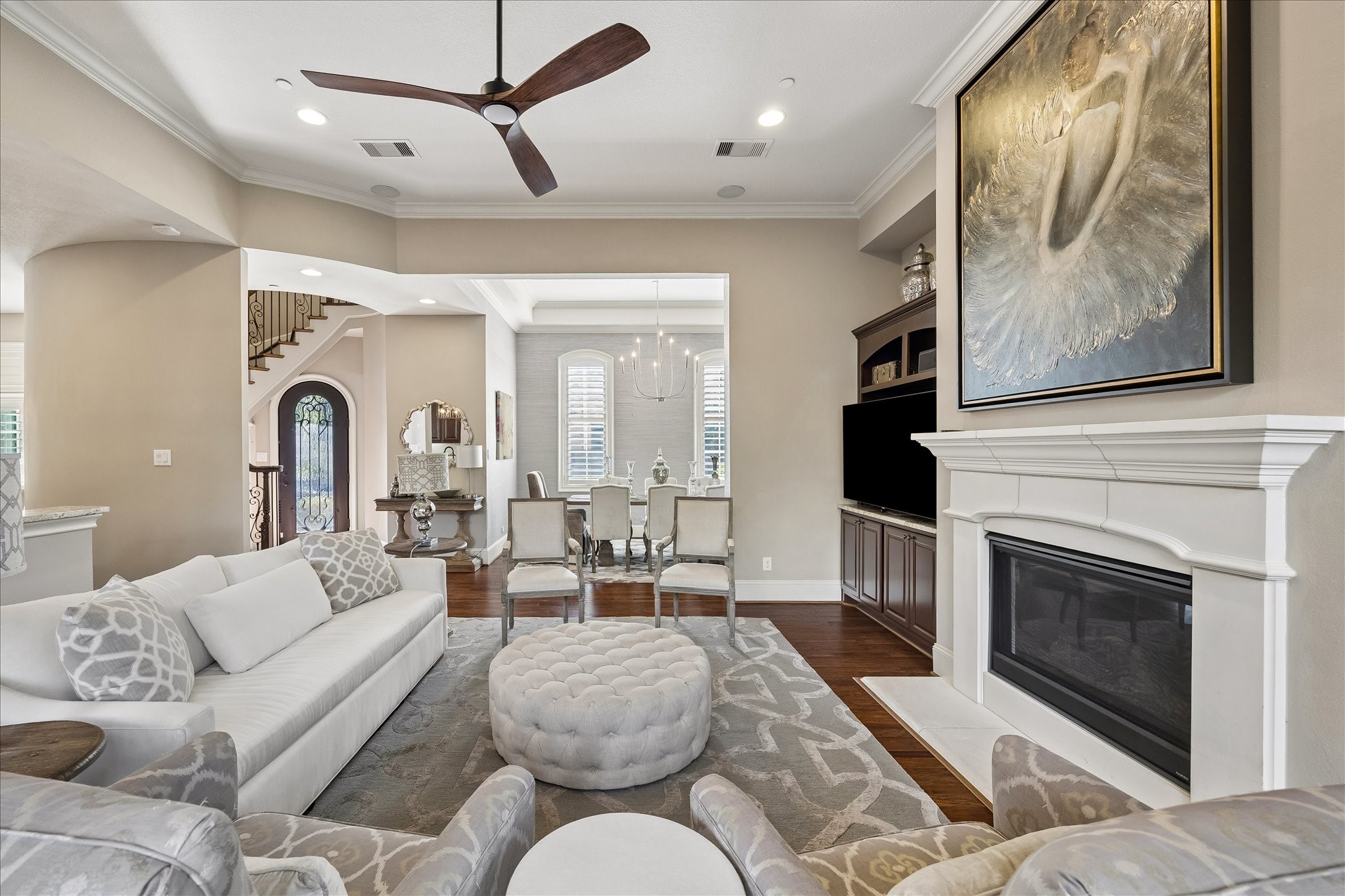10 Windsor Court Property Photo 4