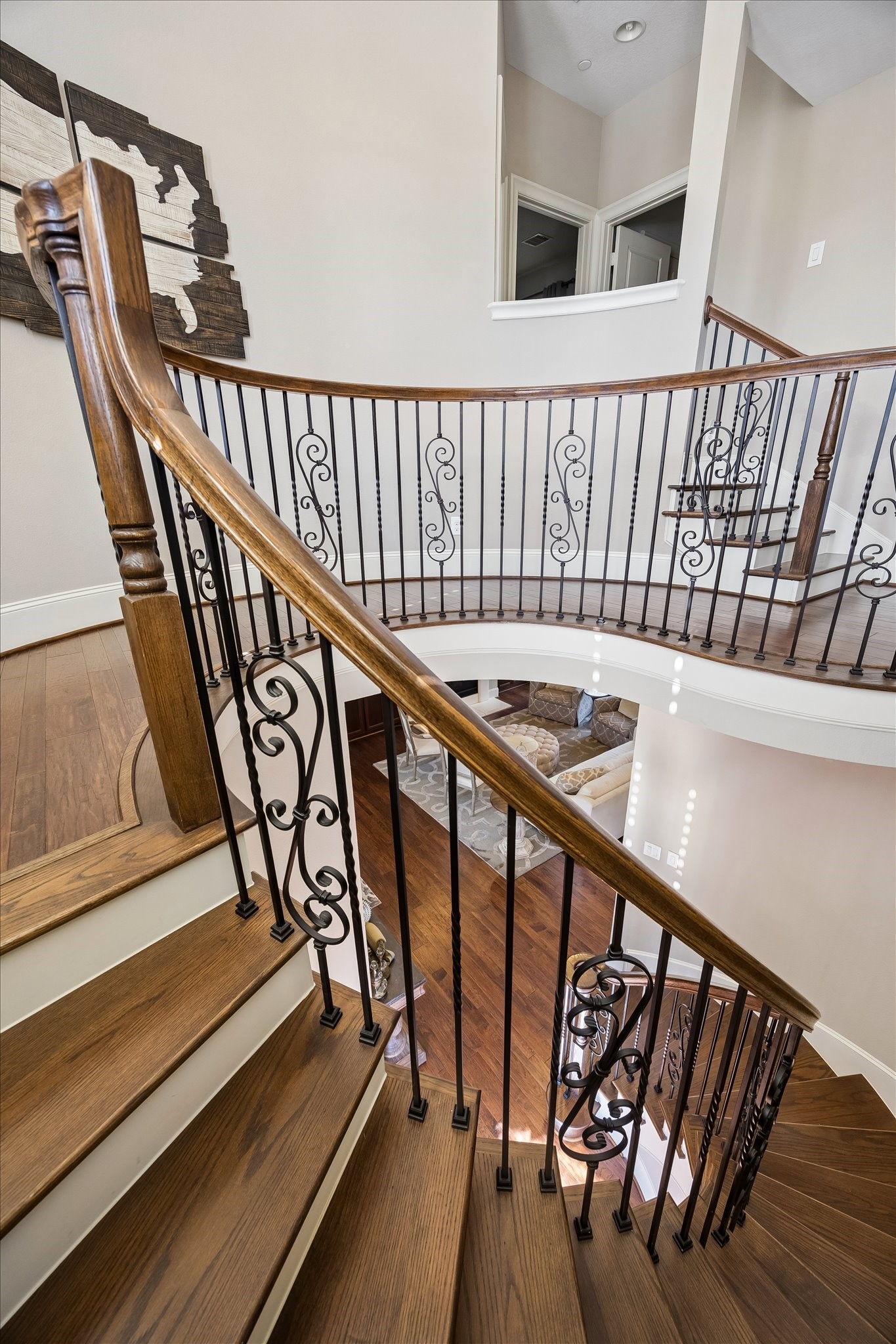10 Windsor Court Property Photo 20