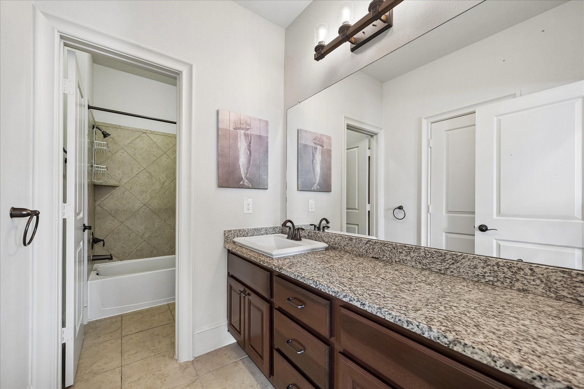 10 Windsor Court Property Photo 24